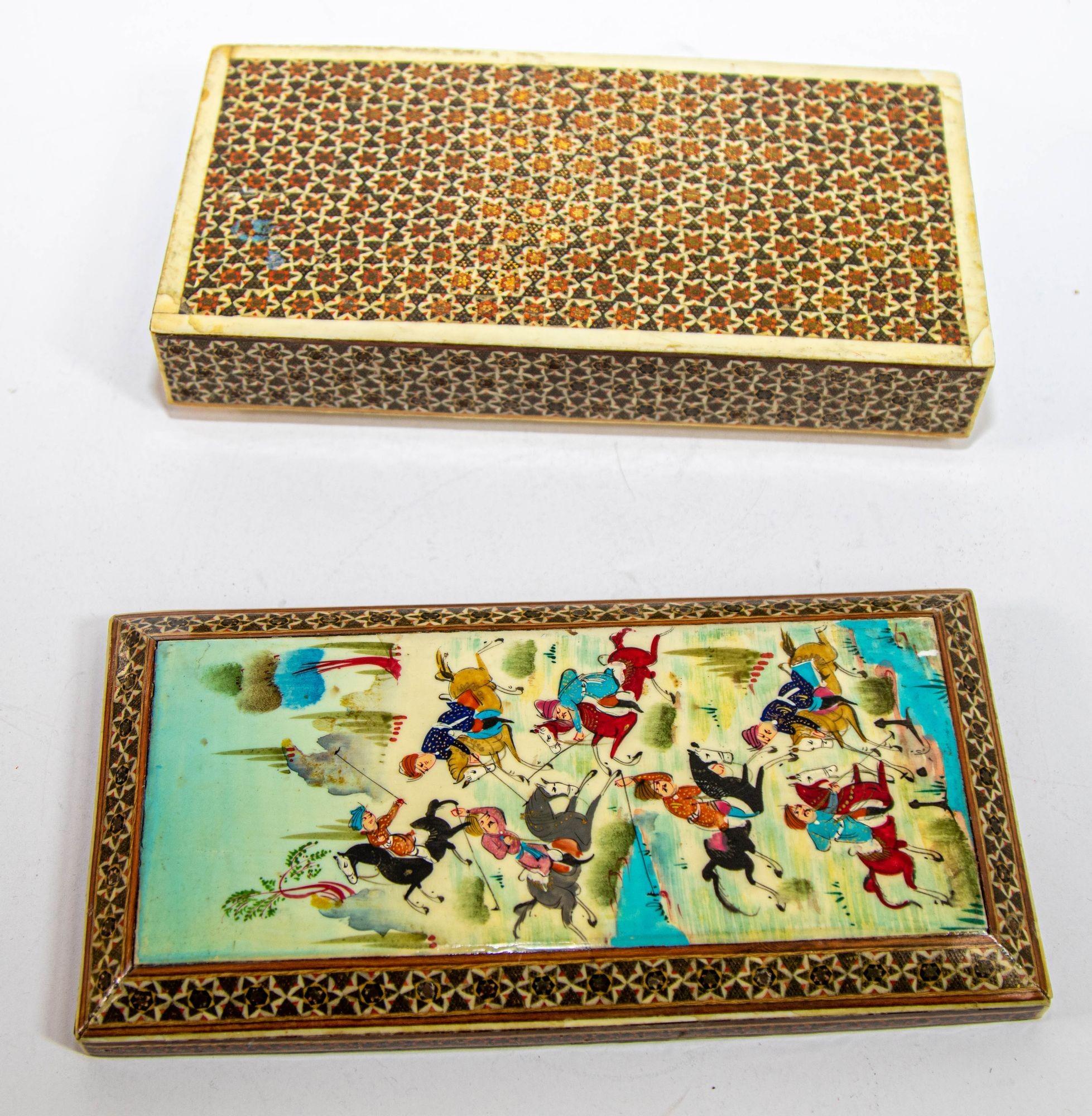 Belle boîte à bijoux d'antiquités en micro-mosaïque incrustée de style indo persan mauresque en vente 2