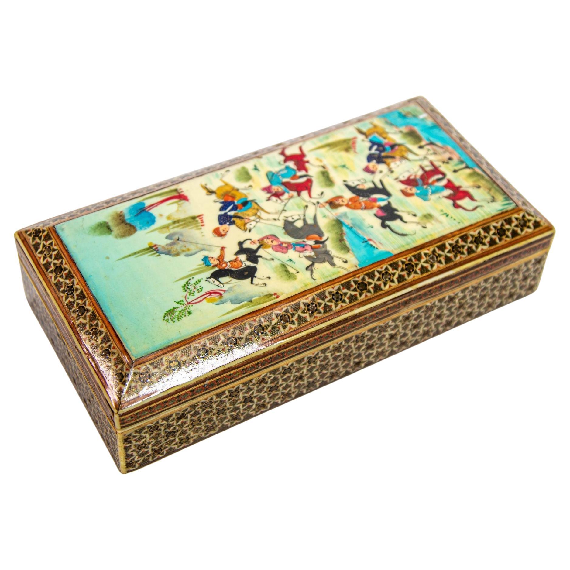 Belle boîte à bijoux d'antiquités en micro-mosaïque incrustée de style indo persan mauresque
