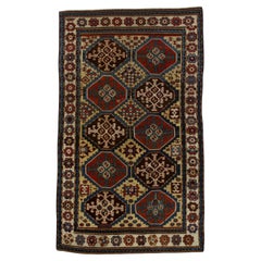 Feiner antiker Mogul-Kazak-Teppich 4'7" x 7'7"