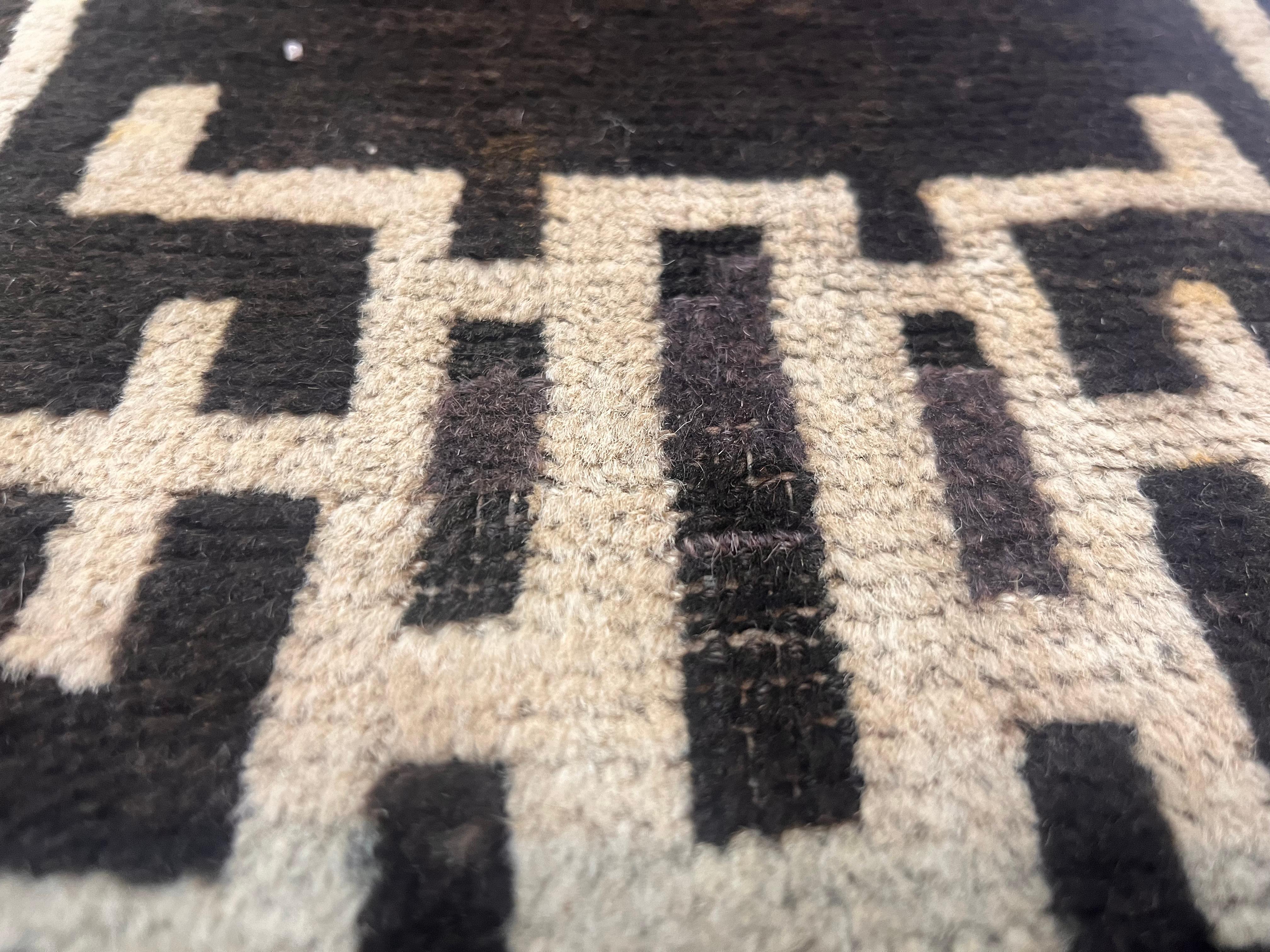 Fine Antique Ninshiya 1st half of the 19th Century Rug 12’10” x 14’0