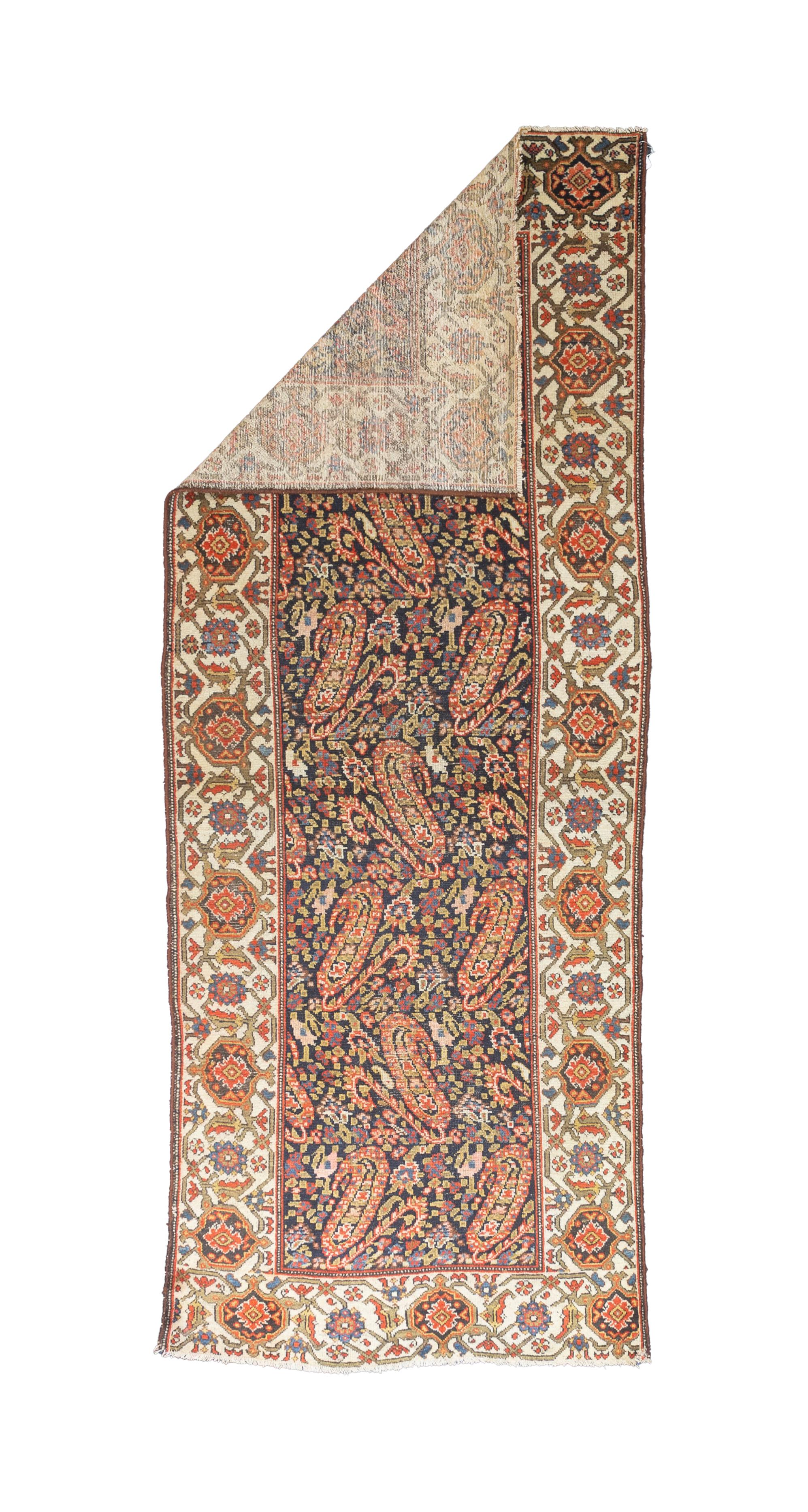 Tapis court ancien du nord-ouest de la Perse en laine sur laine 3'5