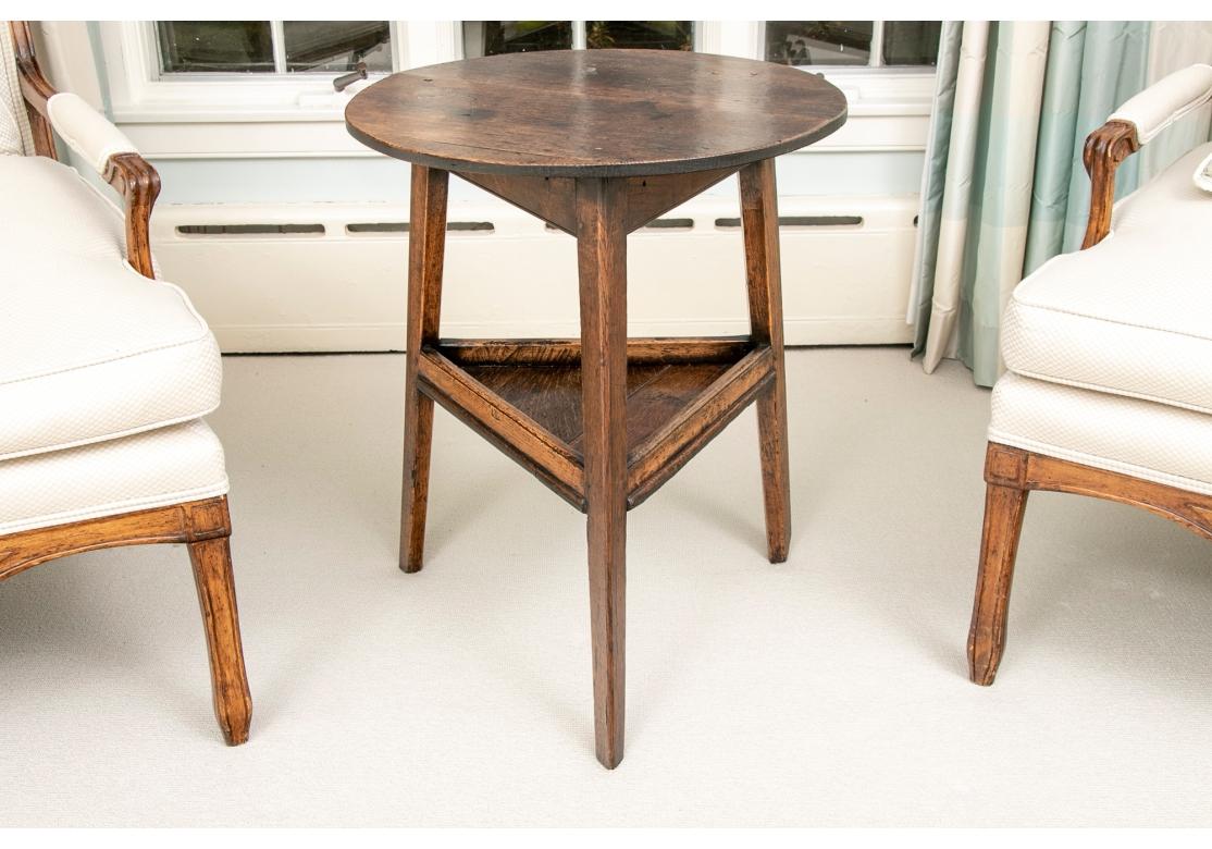 Fine Antique Oak Cricket Table  For Sale 2