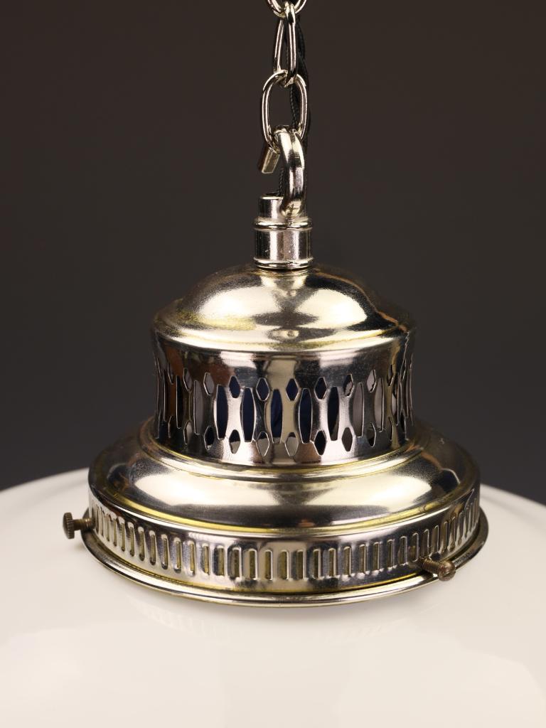 Raffinata lampada a sospensione opalina antica con galleria placcata in argento In condizioni buone in vendita a Lincoln, GB