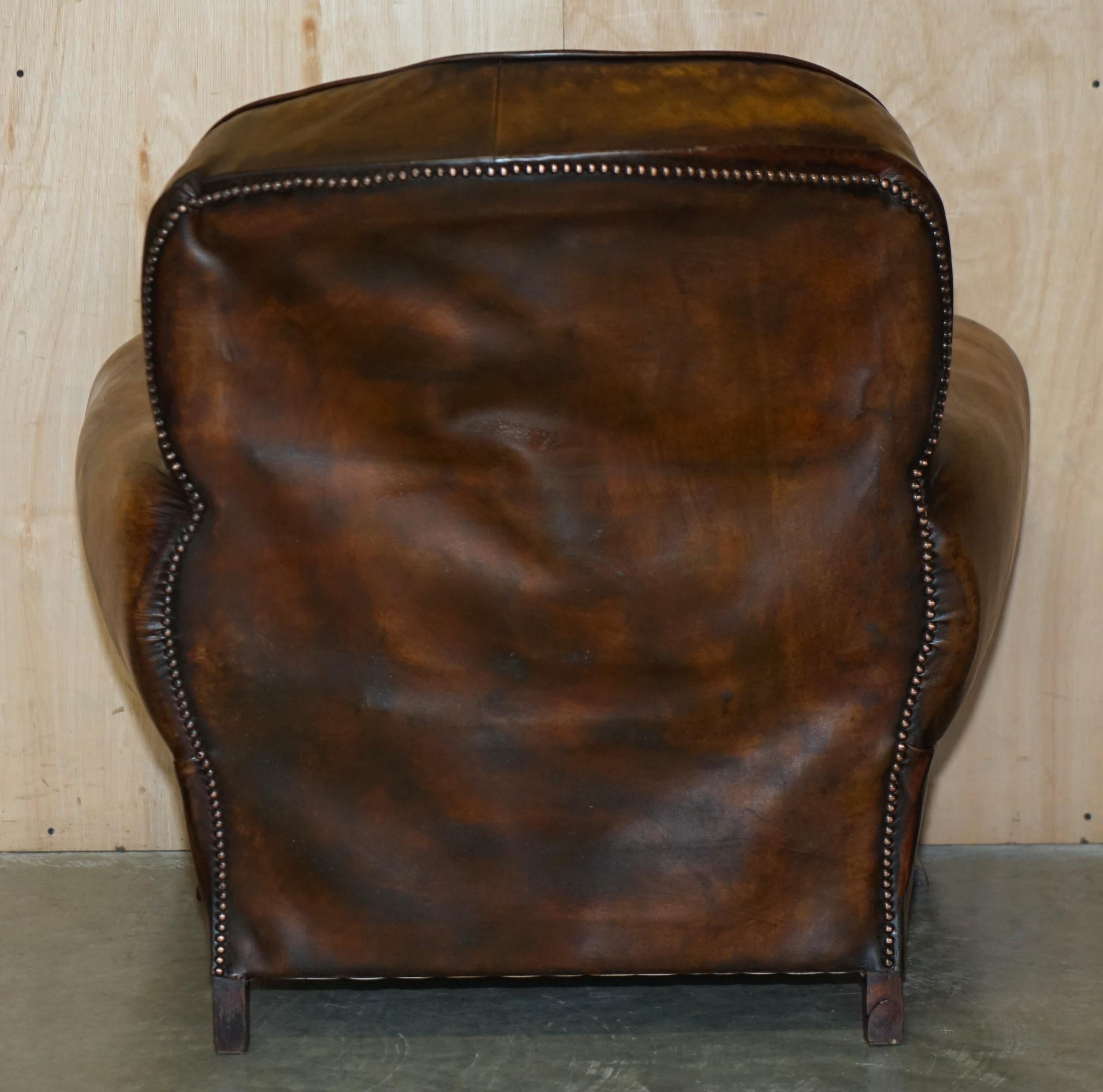 FINE ANTIQUE PAIR OF ART DECO FULLY RESTORED CIGAR BROWN LEATHER CLUB ARMCHAIRs For Sale 6
