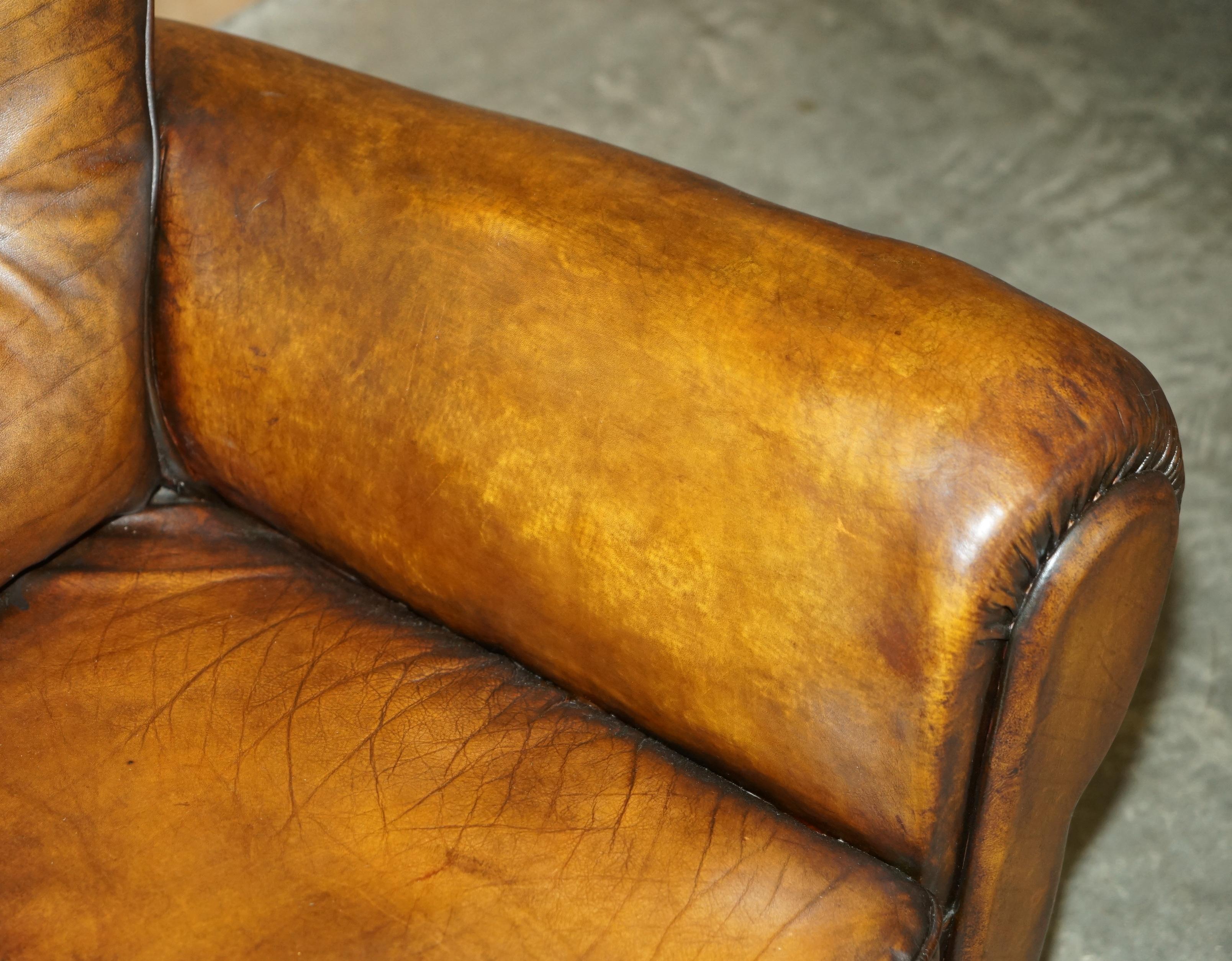 Leather FINE ANTIQUE PAIR OF ART DECO FULLY RESTORED CIGAR BROWN LEATHER CLUB ARMCHAIRs For Sale