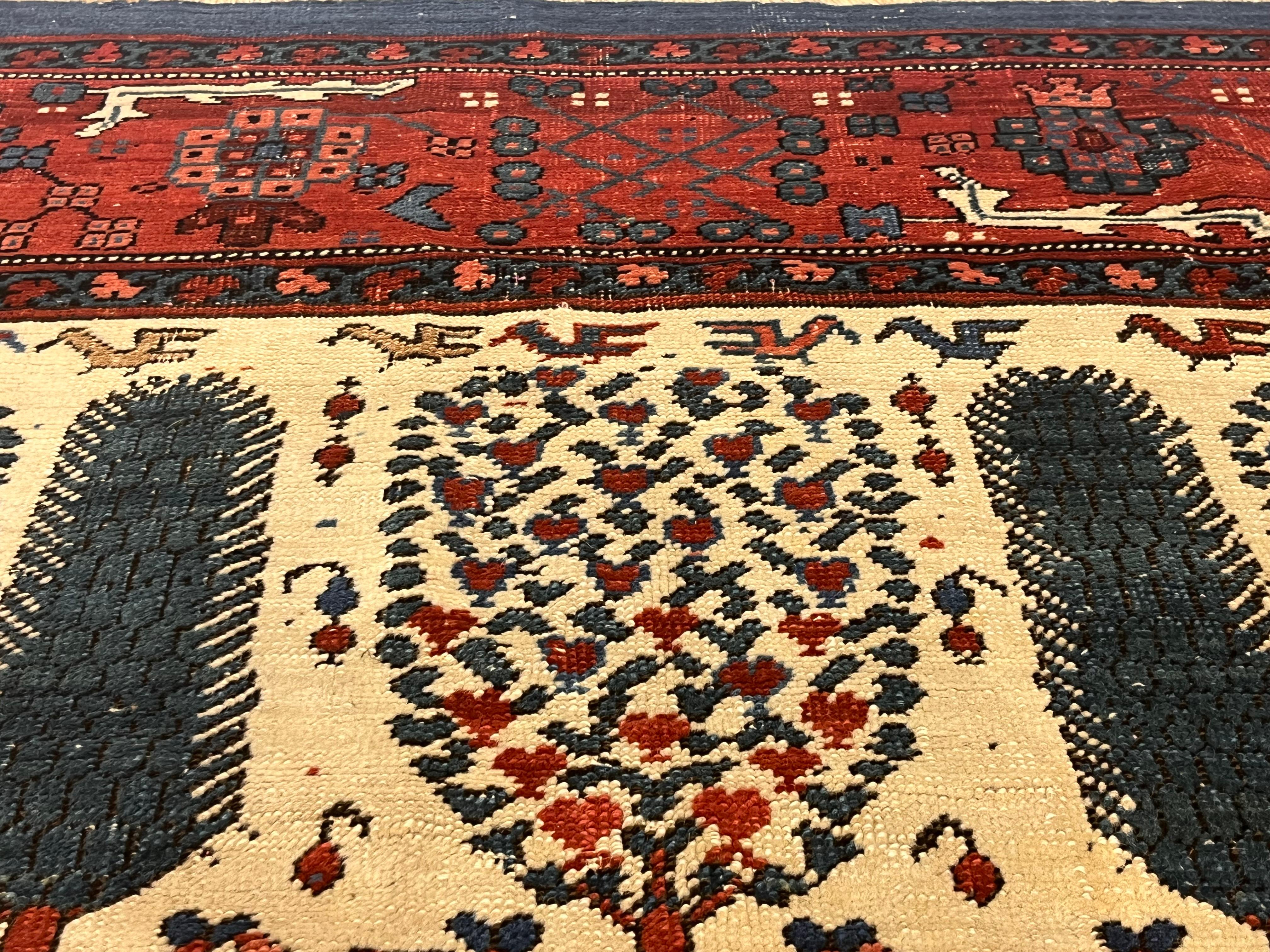 Fine Antique Persian Bakhshayesh Rug 5’9