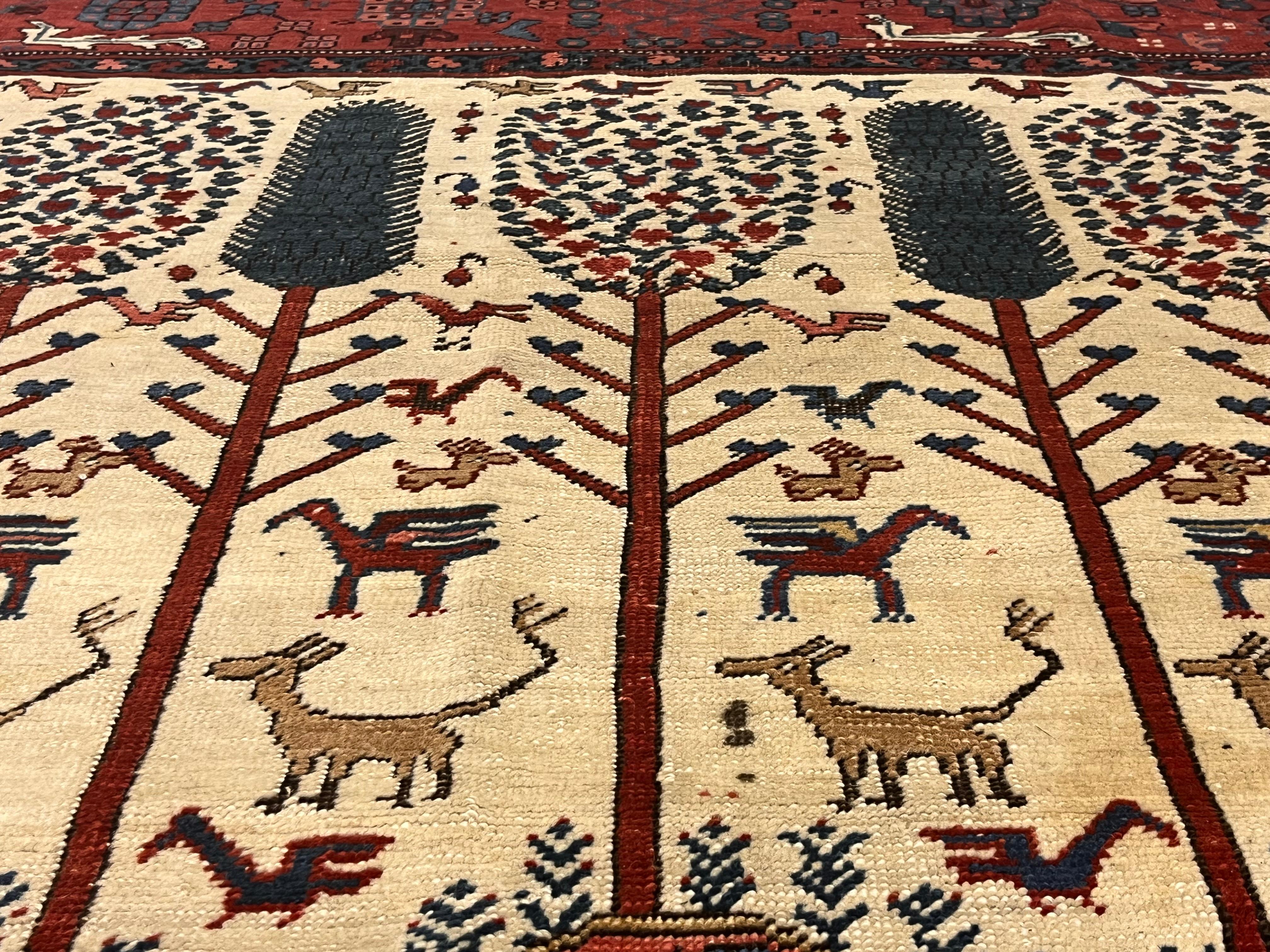 Fine Antique Persian Bakhshayesh Rug 5’9