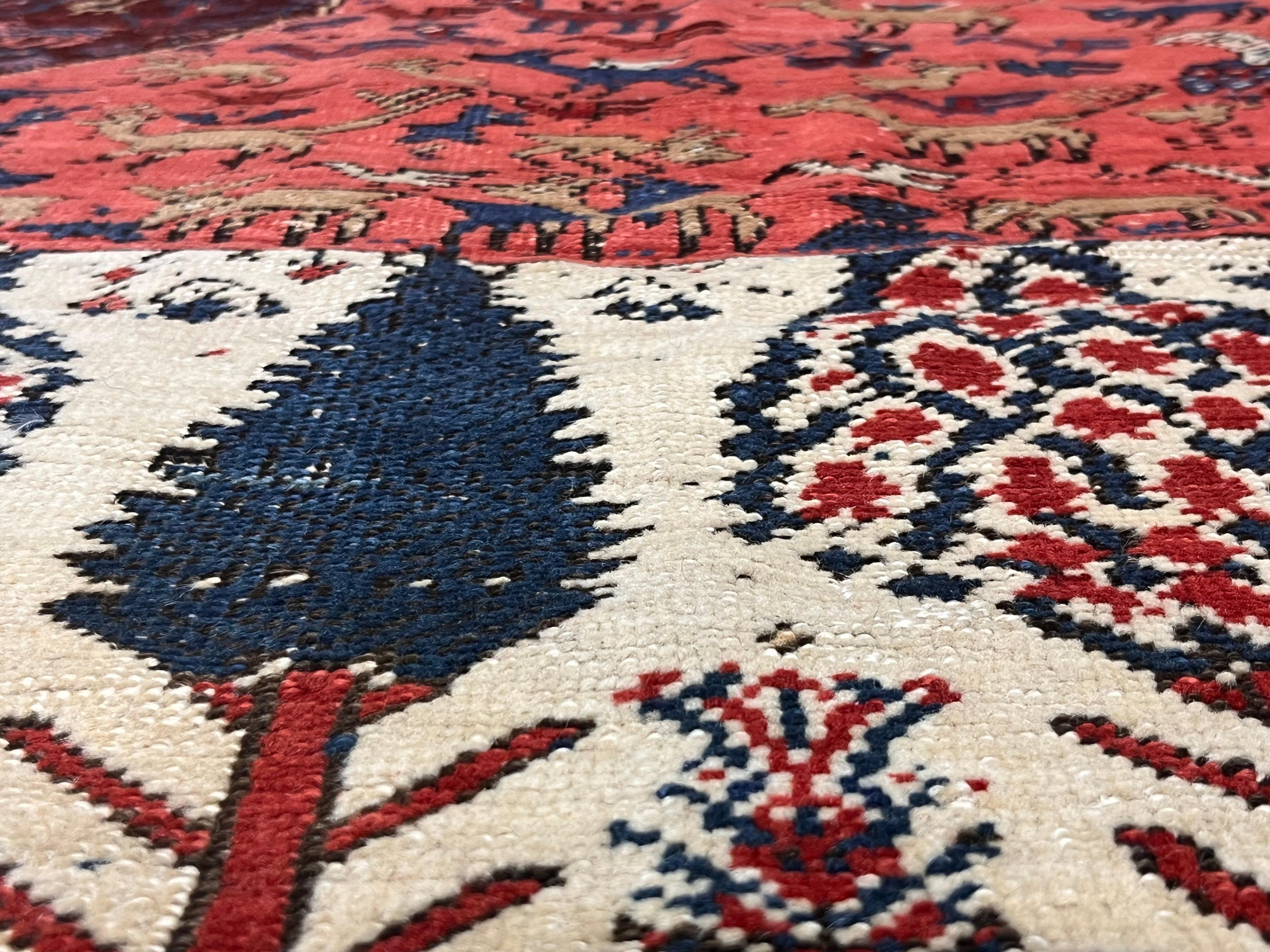 Fine Antique Persian Bakhshayesh Rug 5’9