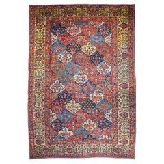Antiker persischer Bakhtiari-Teppich aus Persien