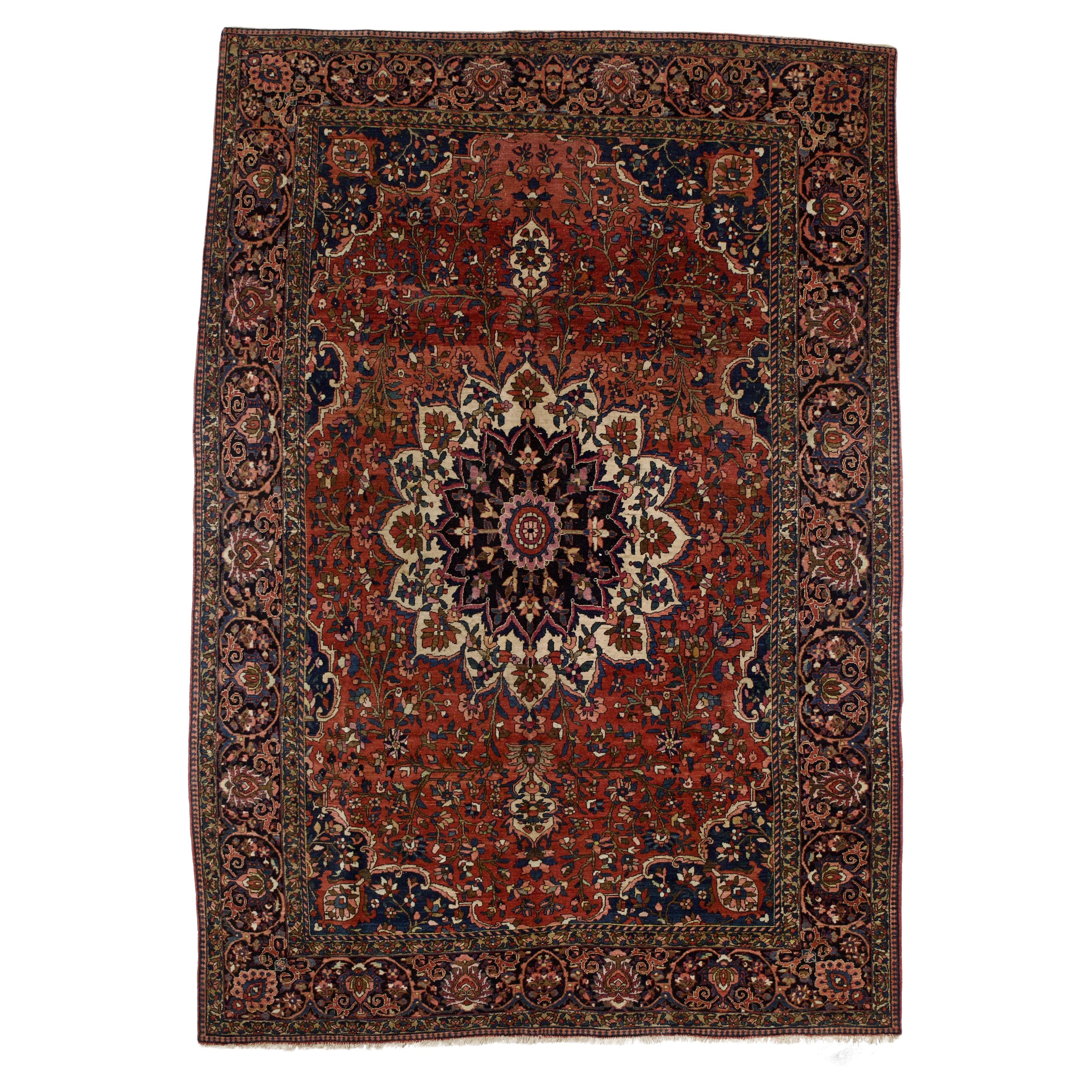 Fine Antique Persian Bakhtiari Rug 7’0" x 10’3”