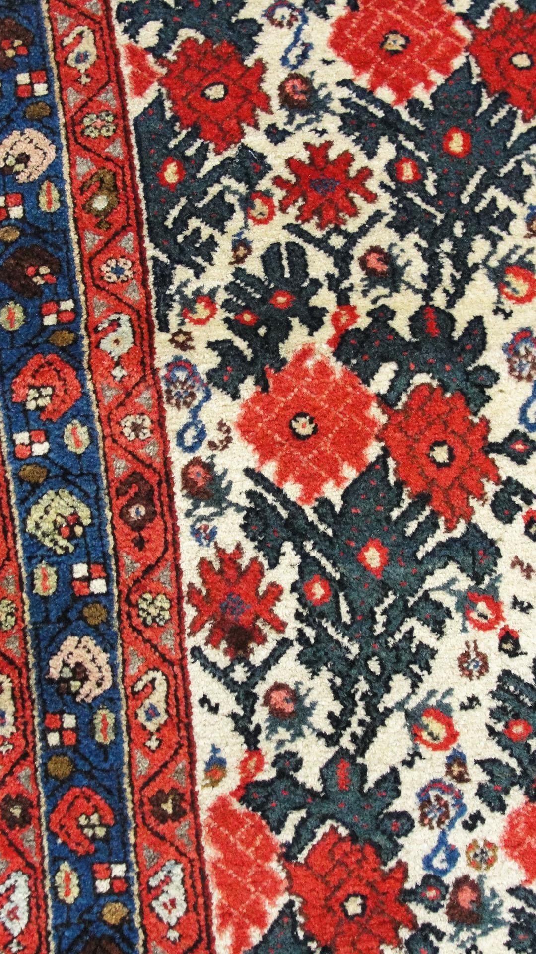 20th Century  Antique Persian Bakhtiari Rug For Sale