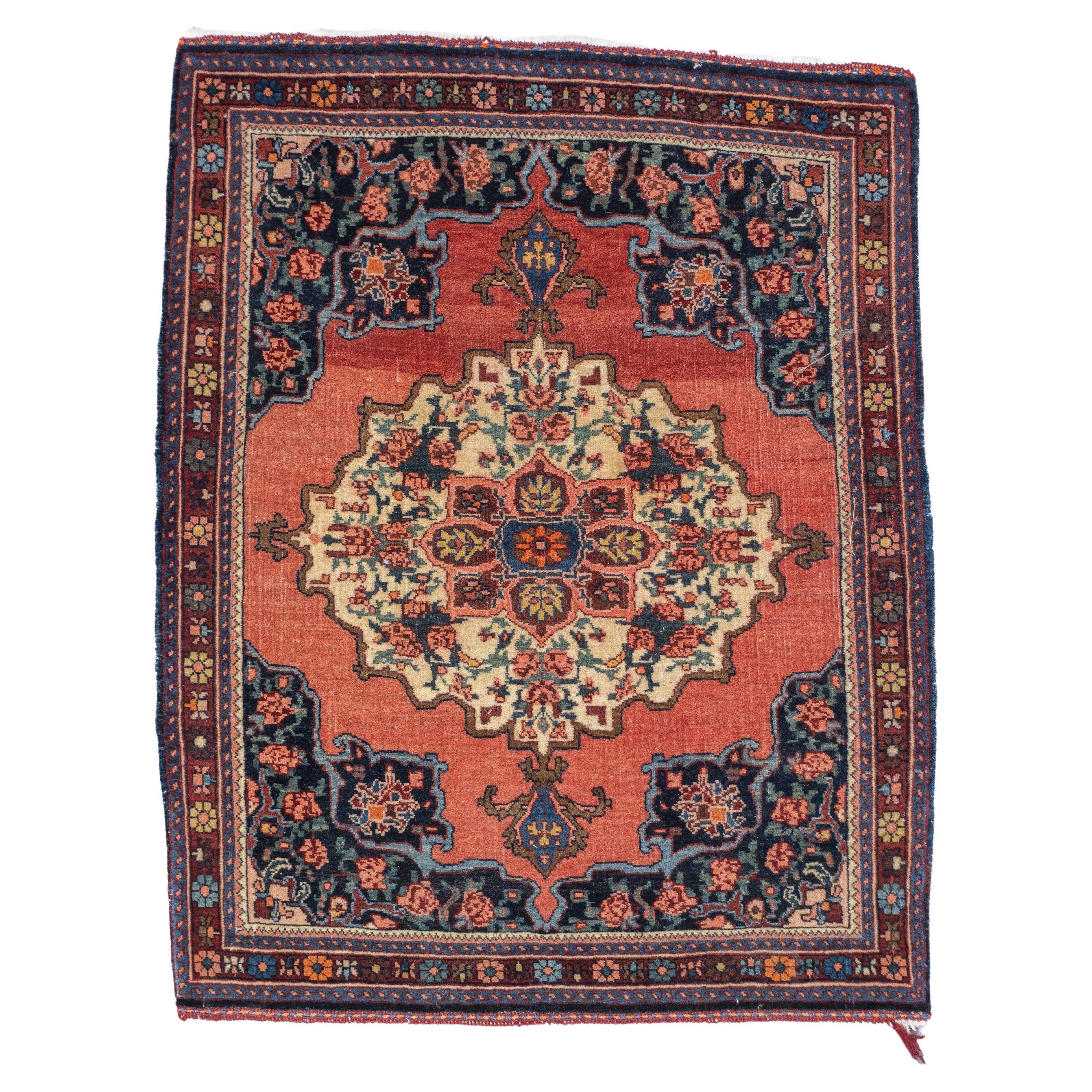 Fine tapis persan Farahan Sarouk de 2'3'' x 2'11''