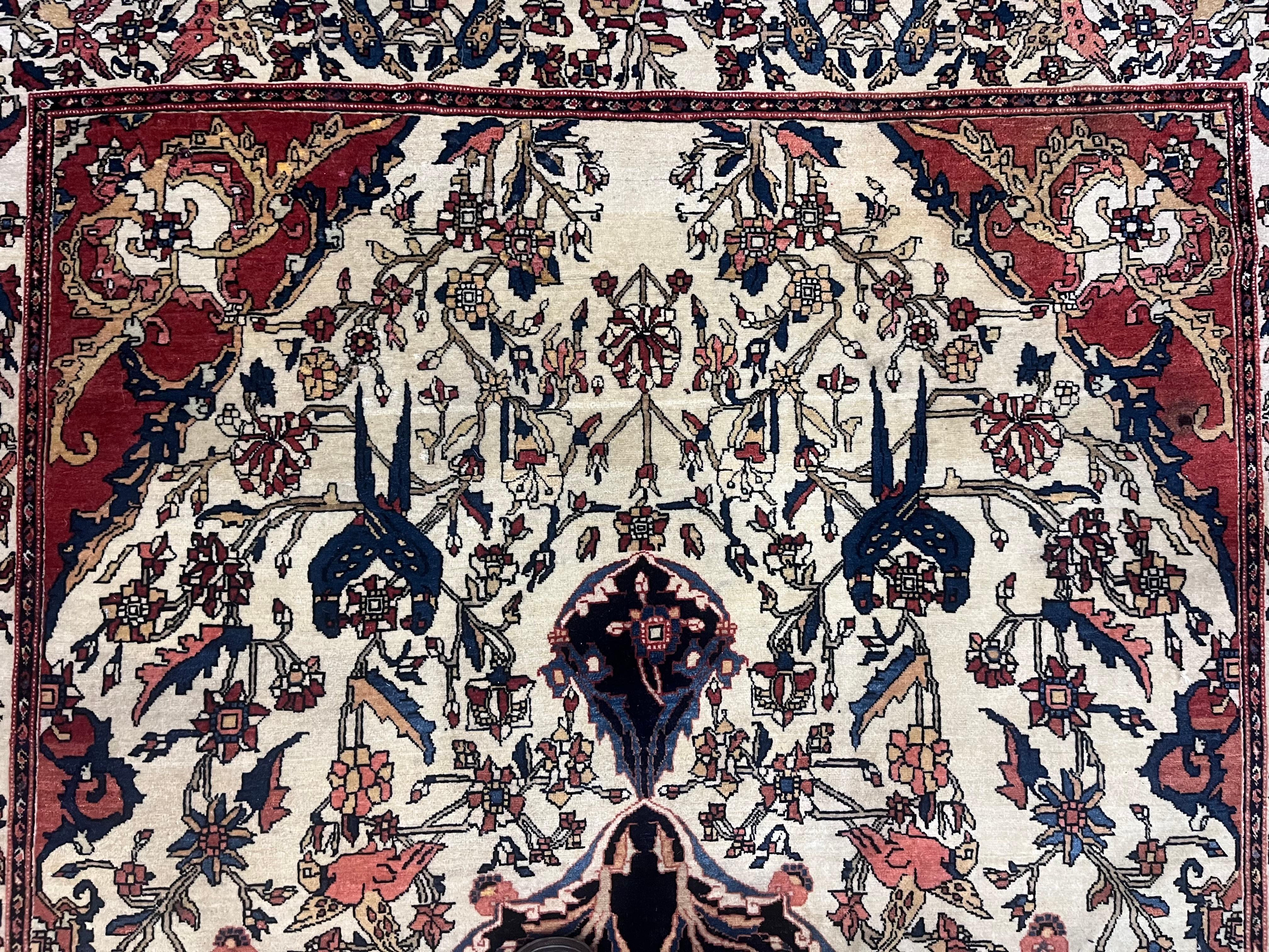 Fine Antique Persian Farahan Sarouk Wool Rug 4'5