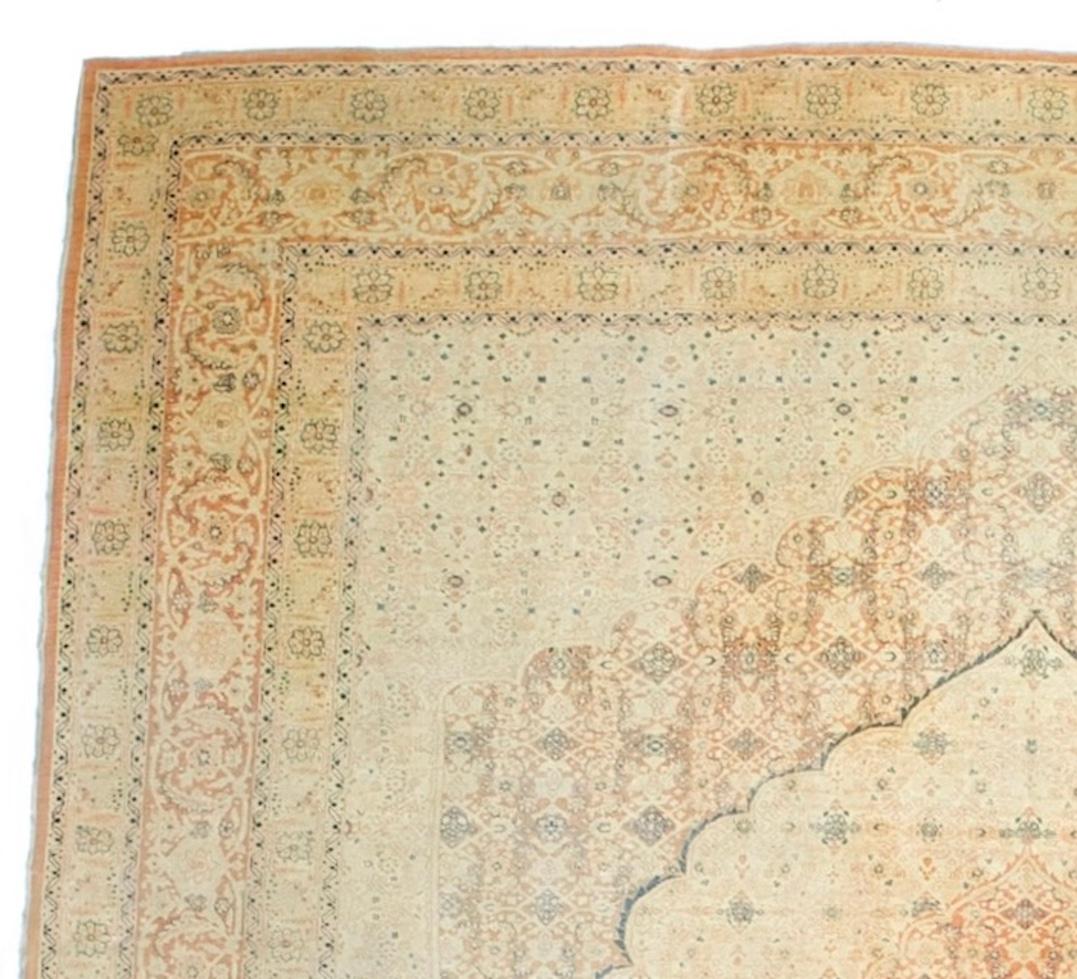 Feiner antiker persischer Haji Jalili Tabriz Teppich 9'11 x 11'9 im Zustand „Gut“ im Angebot in New York, NY