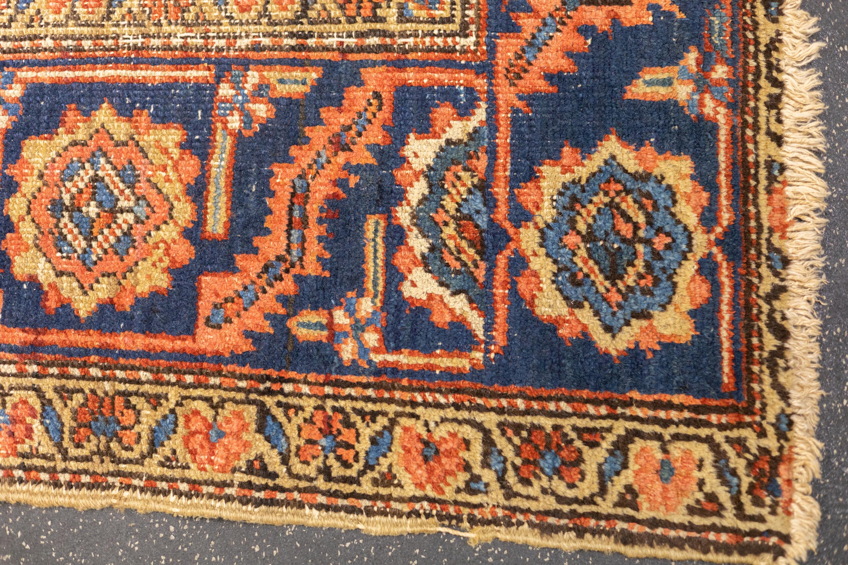 Fine Antique Persian Heriz 9'5