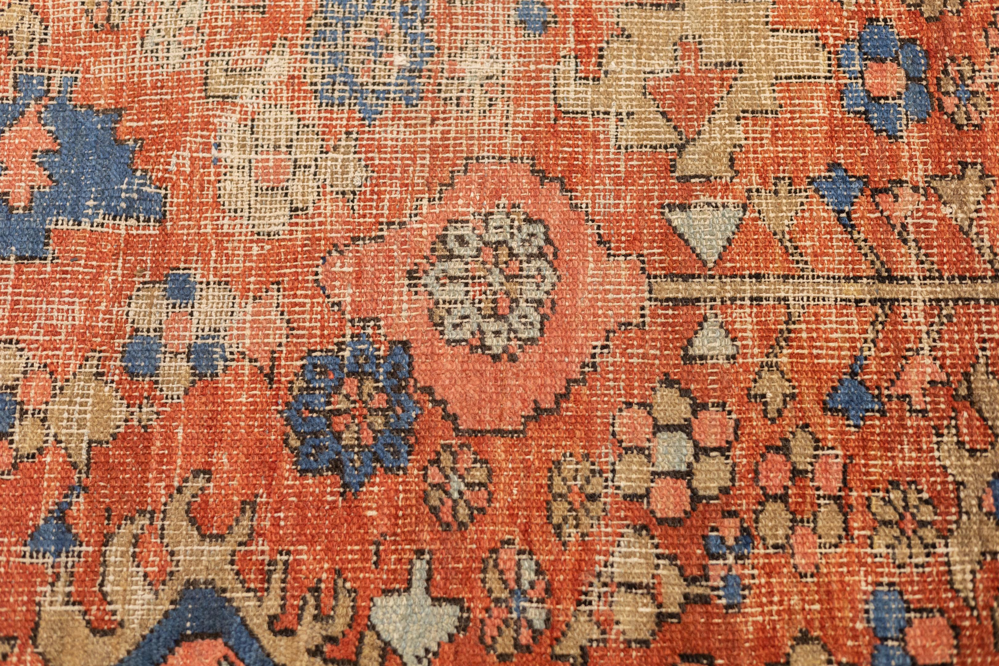 Fine Antique Persian Heriz 9'5