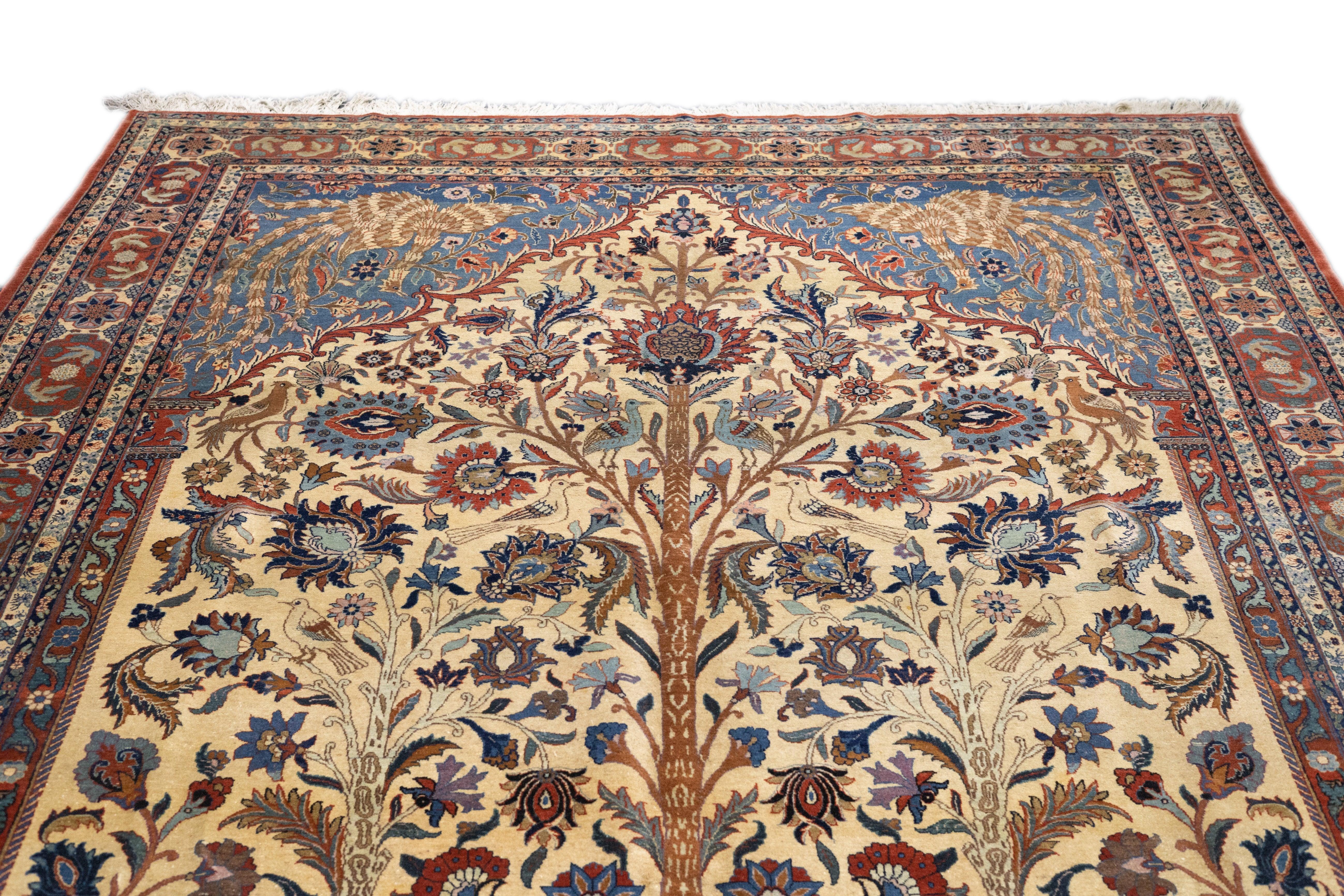Feiner antiker persischer Isfahan-Baum des Lebens-Teppich 8'5'' x 11'8'' (20. Jahrhundert) im Angebot
