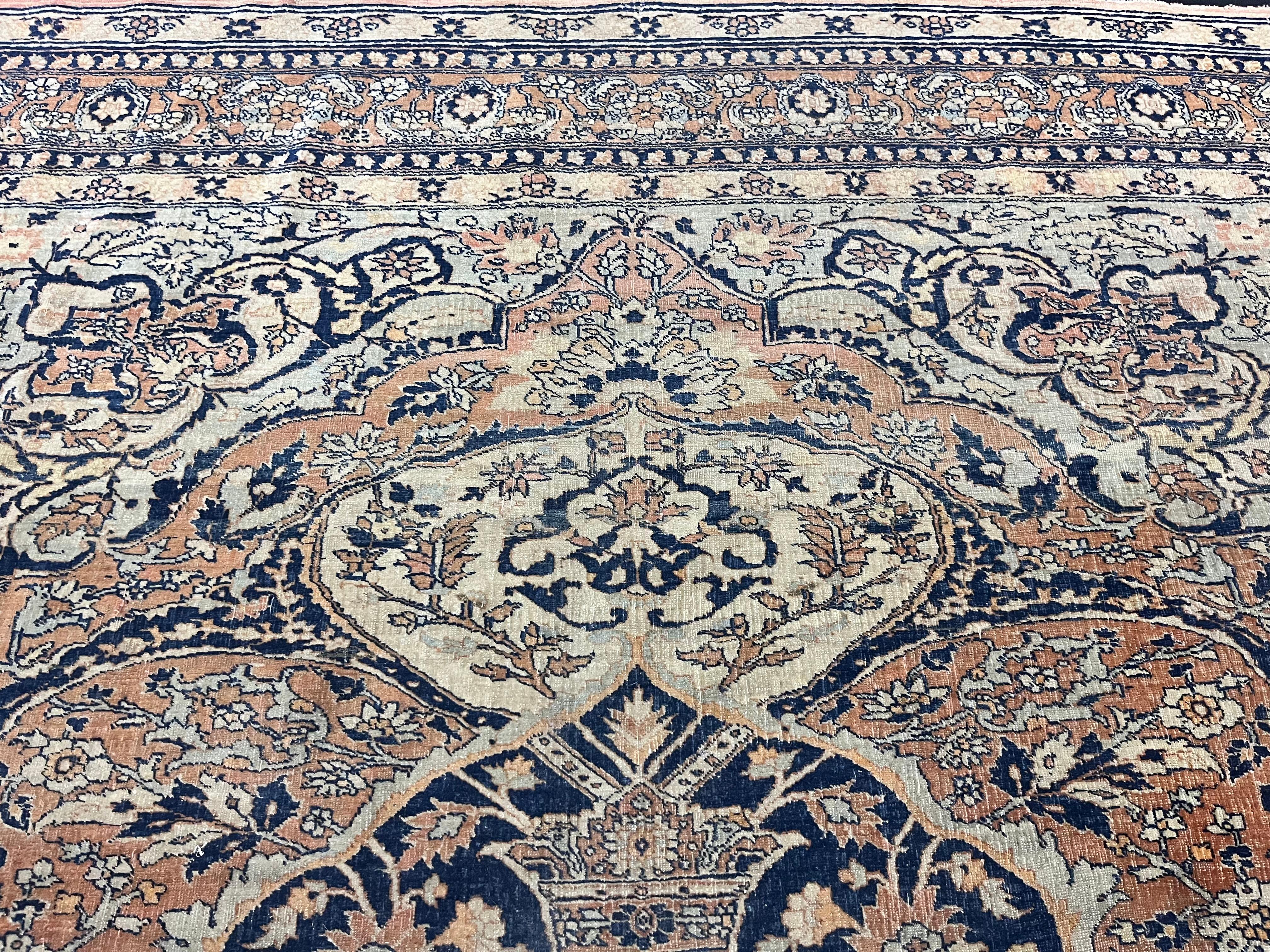 Feiner antiker persischer Khorasan-Teppich 6'1 x 7'9 im Angebot 2