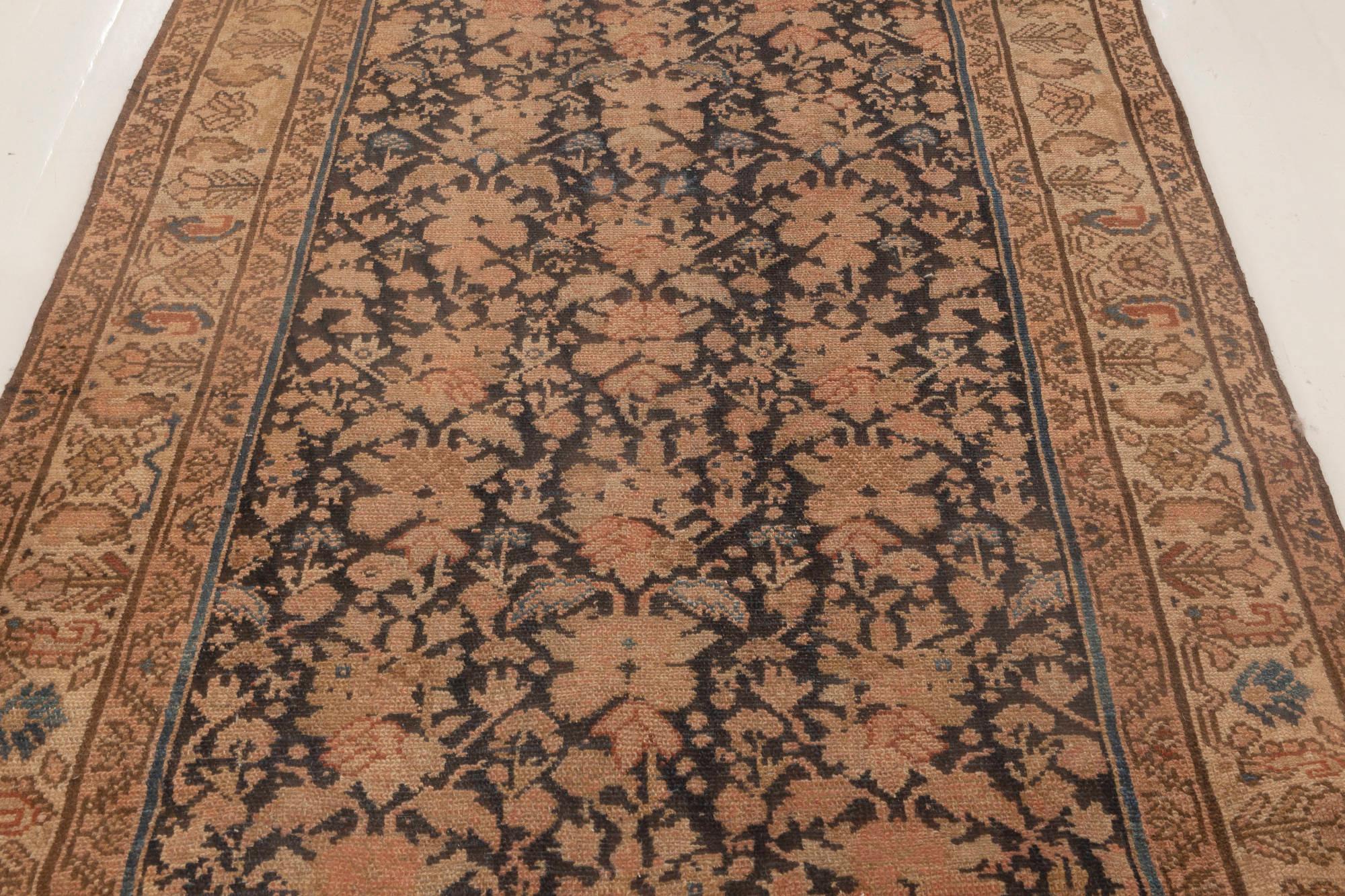 Antique Persian Malayer Handmade Wool Runner In Good Condition For Sale In New York, NY