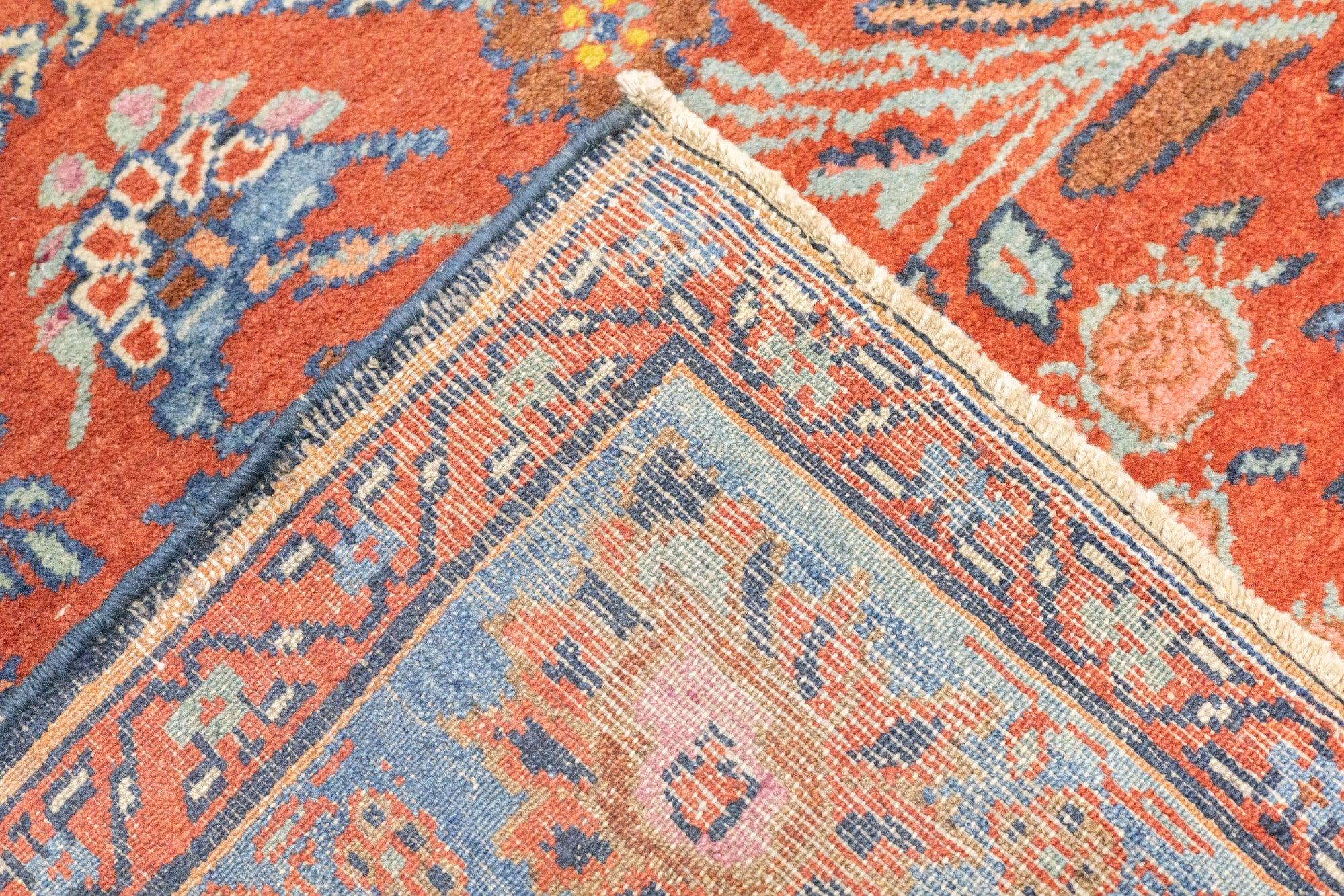 Antiker persischer Malayer-Teppich aus Persien, 4'7'' x 6'1'' im Angebot 1