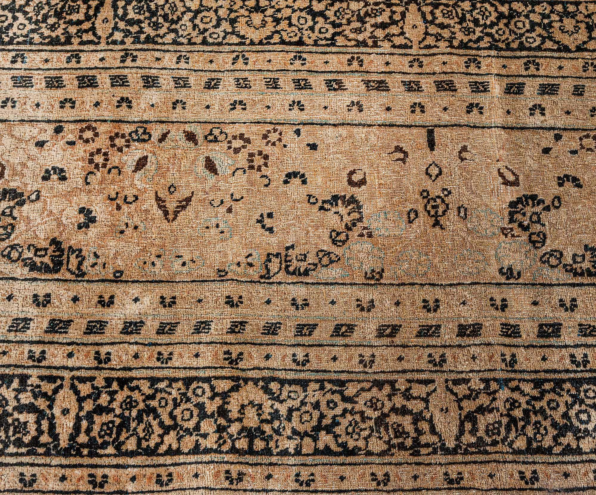 Antique Persian Meshad Handmade Wool Rug In Good Condition For Sale In New York, NY