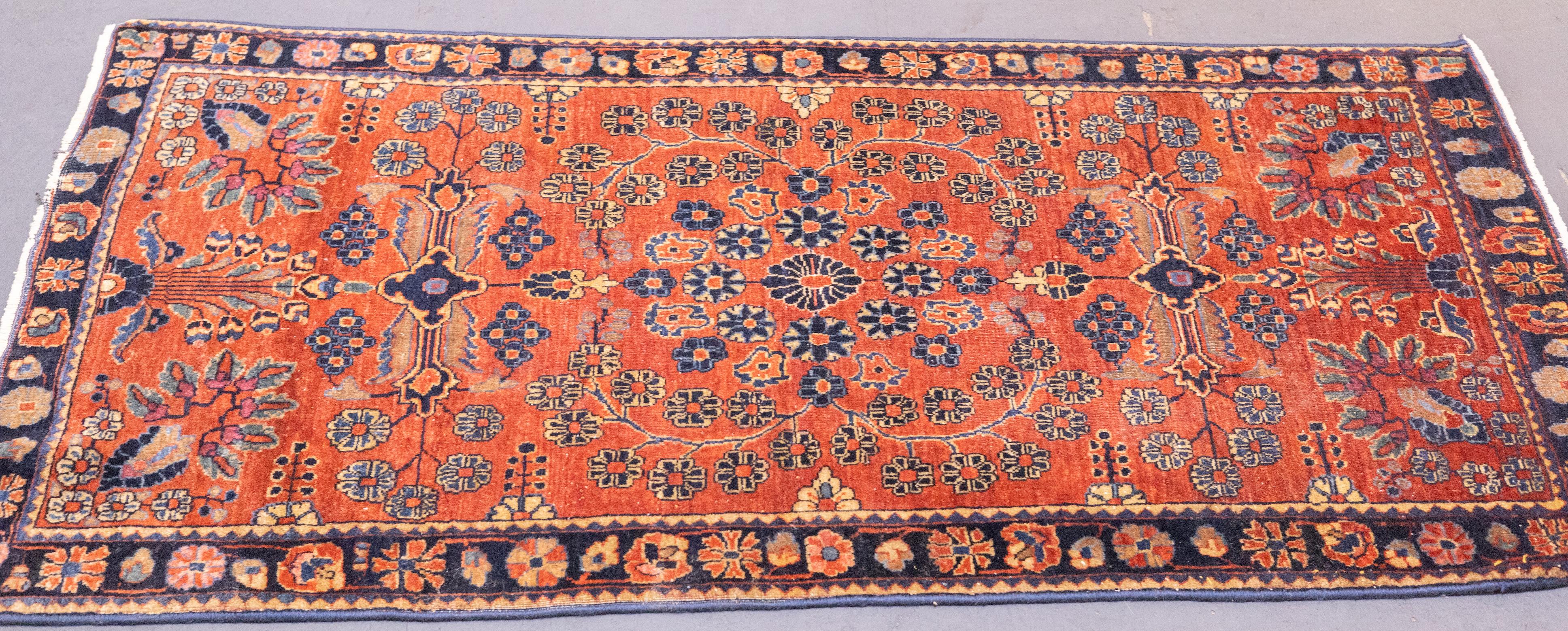 Fine Antique Persian Mohajeran Sarouk Rug 2'5'' x 4'9'' In Good Condition For Sale In New York, NY