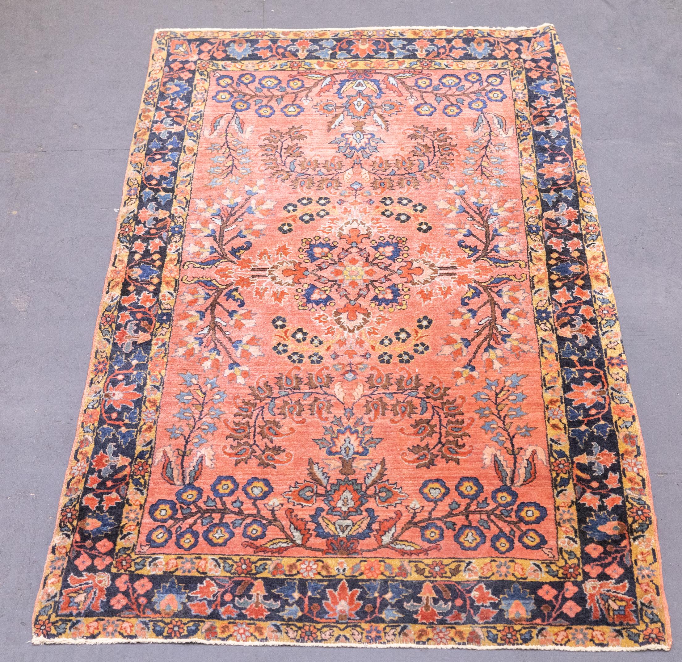 Antiker persischer Mohajeran Sarouk-Teppich aus Sarouk, 2'6'' x 4'10'' im Angebot 1