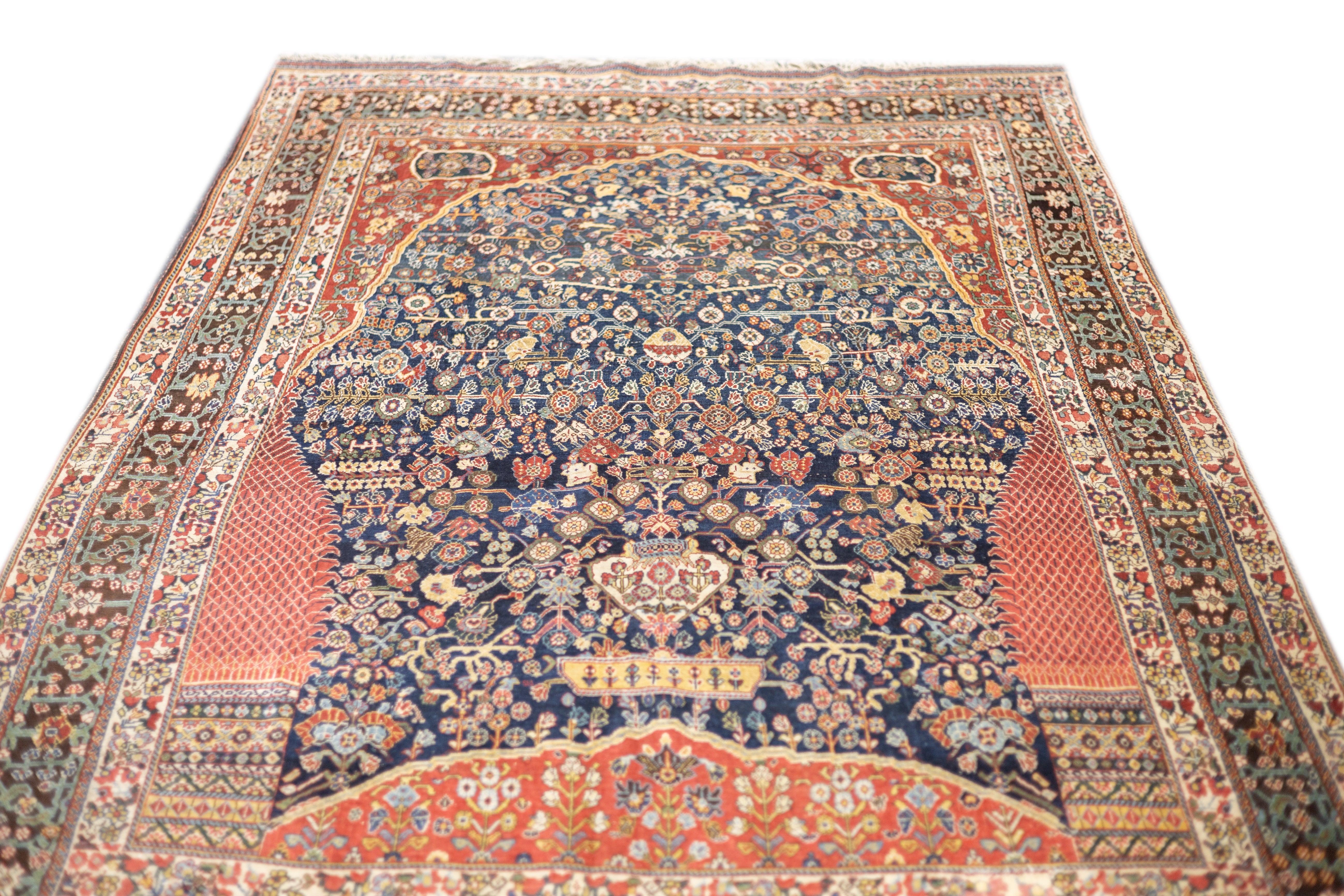 Fine Antique Persian Qashqai Rug 5'7'' x 8'10'' For Sale 1