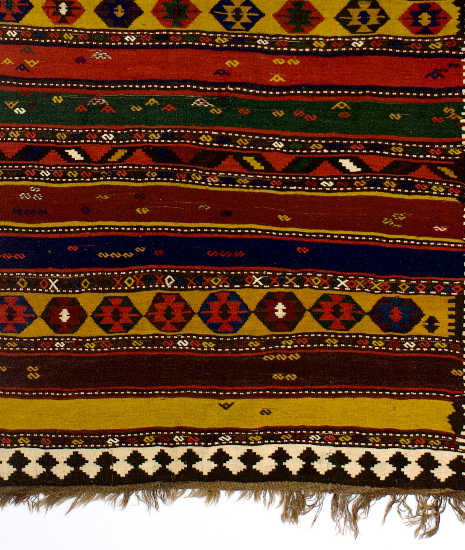 Fine Antique Persian Qashqai Tribal Kilim Rug 5'10