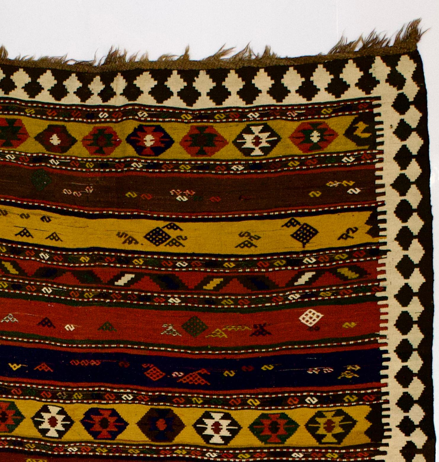 19th Century Fine Antique Persian Qashqai Tribal Kilim Rug 5'10