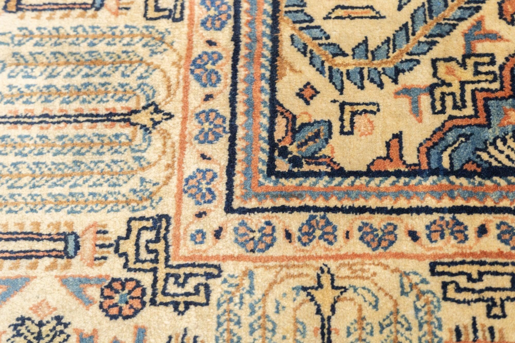 Fine Antique Persian Sarouk Rug 6'2'' x 8'7'' For Sale 2