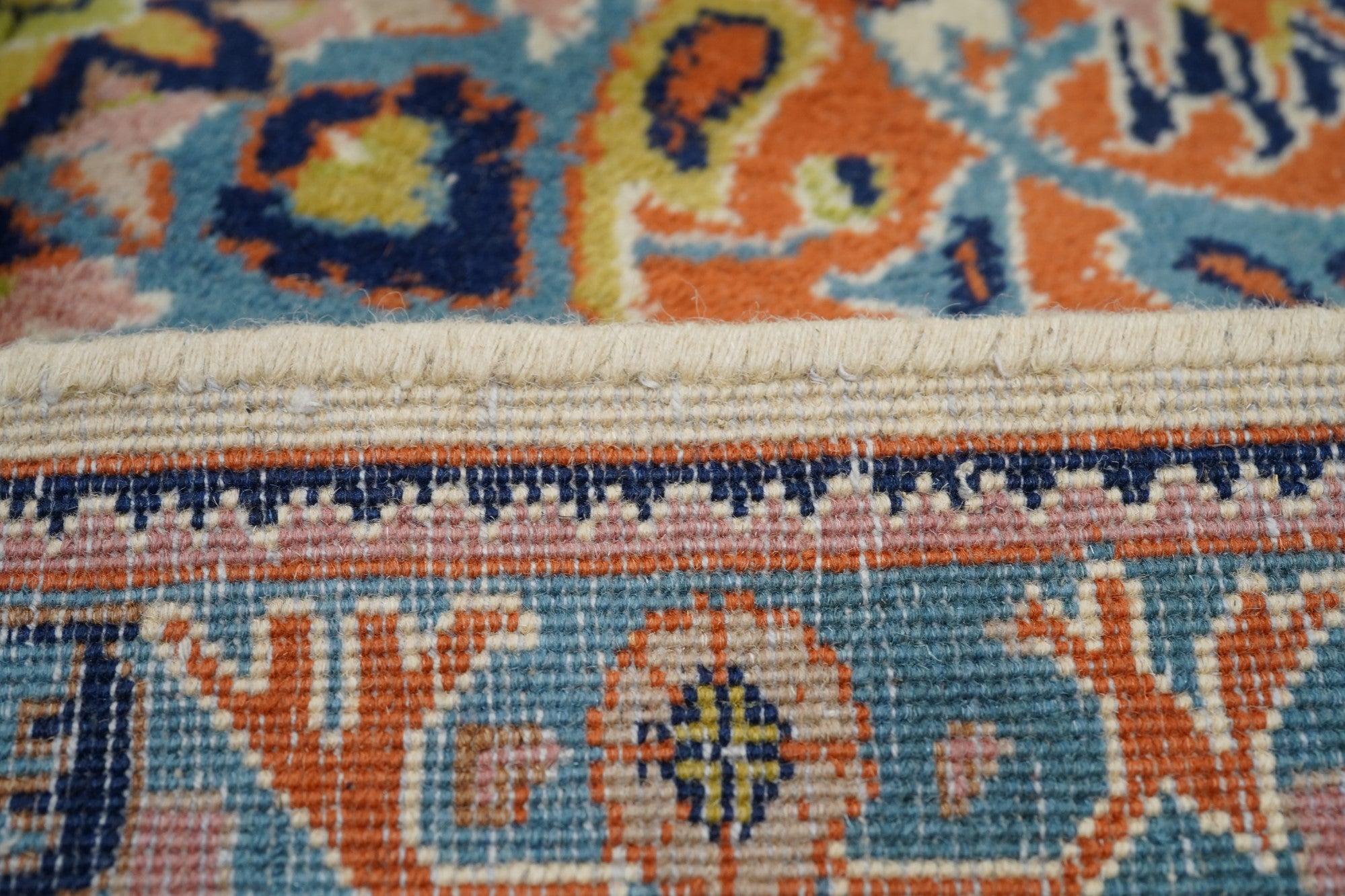 Tapis ancien Persan Tabriz 6'8'' x 9'10'' (en anglais) en vente 6