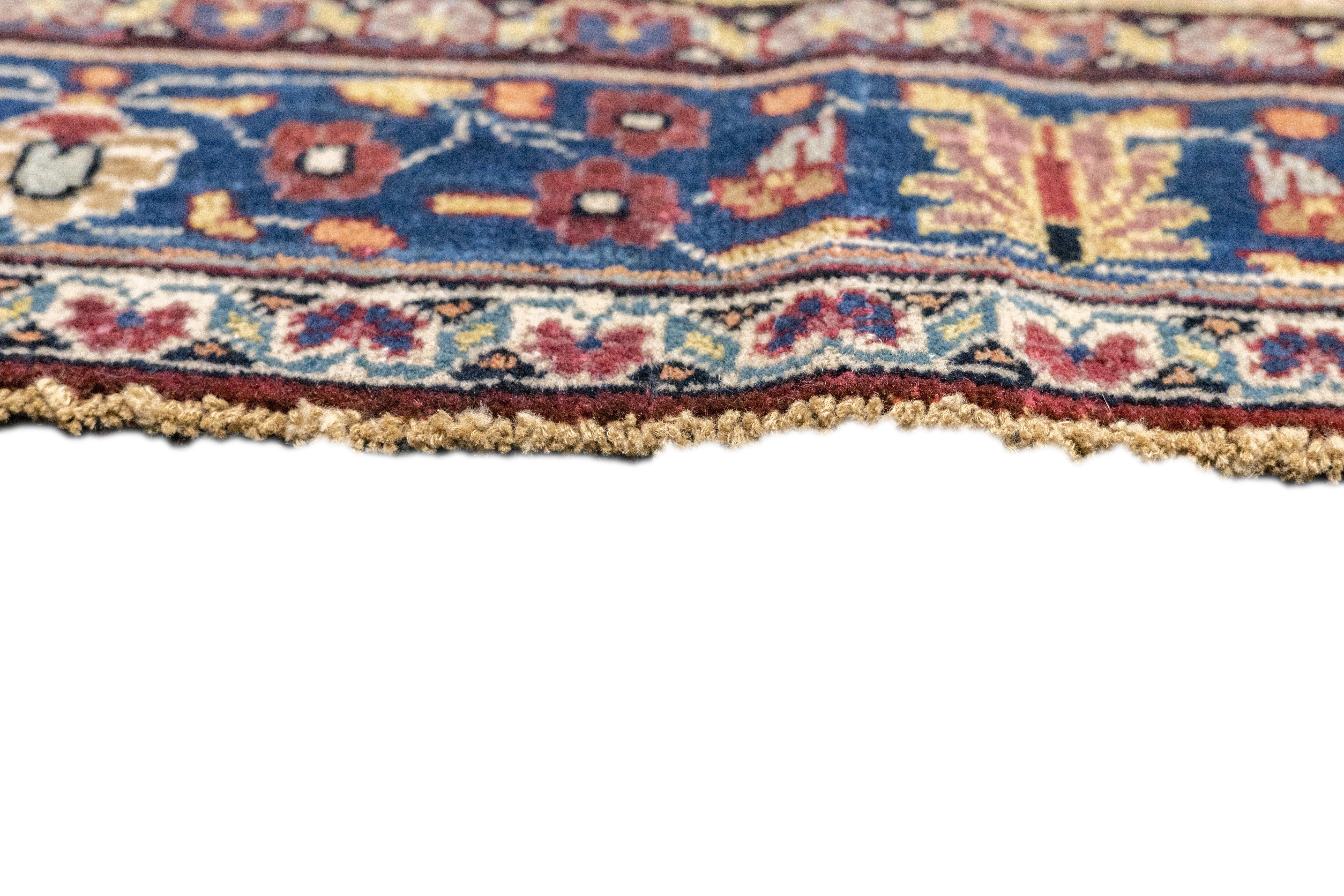 Feiner antiker persischer Täbris-Teppich 8'3'' x 11'9'' im Zustand „Gut“ im Angebot in New York, NY