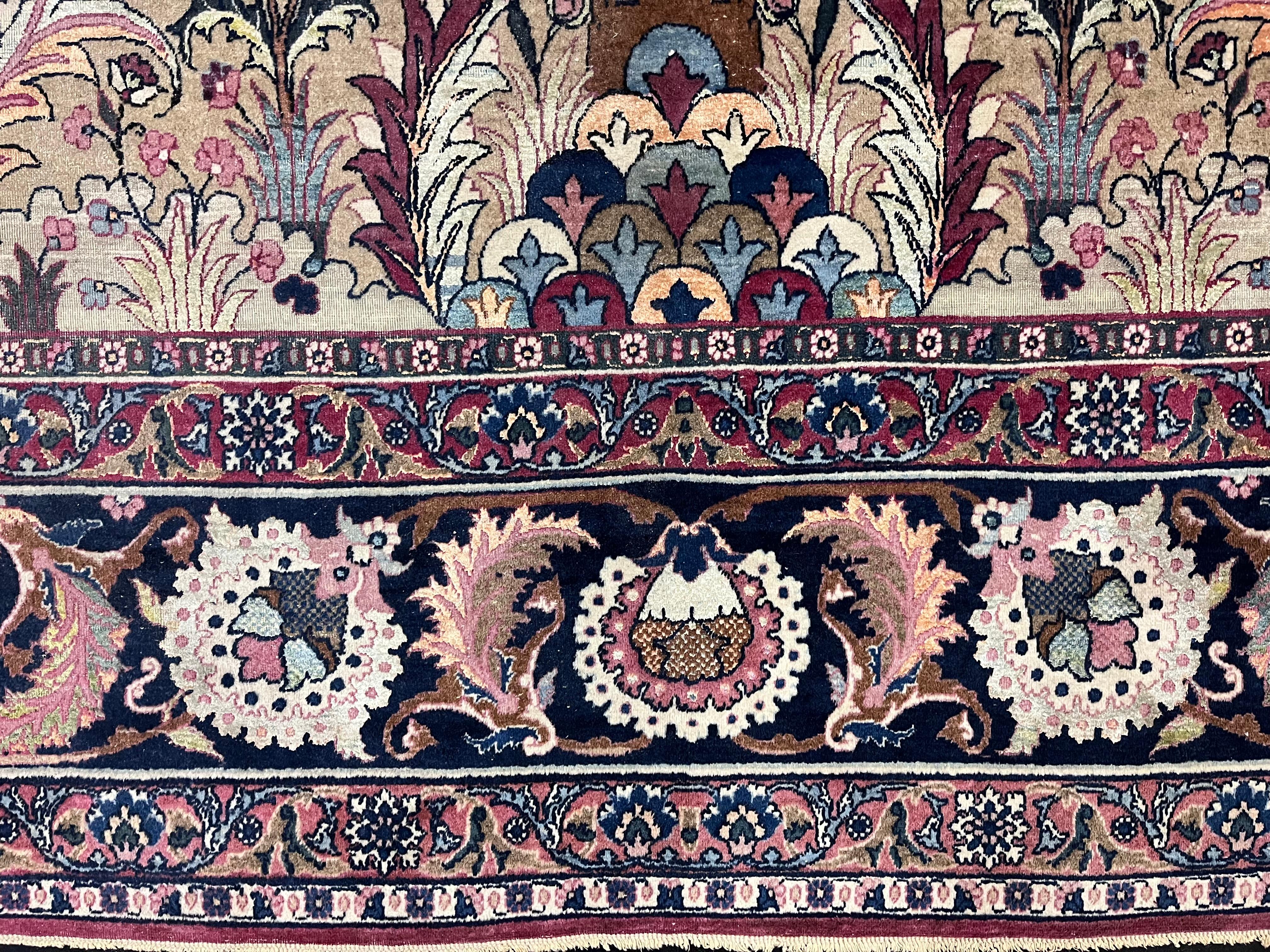 Fine Antique Persian Tehran Rug 9’11” x 13’6” In Good Condition For Sale In New York, NY