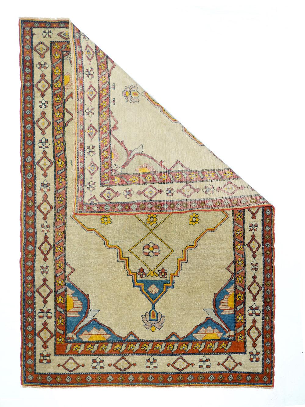 Antique Bakhshayesh rug 3'11'' x 6'0''.