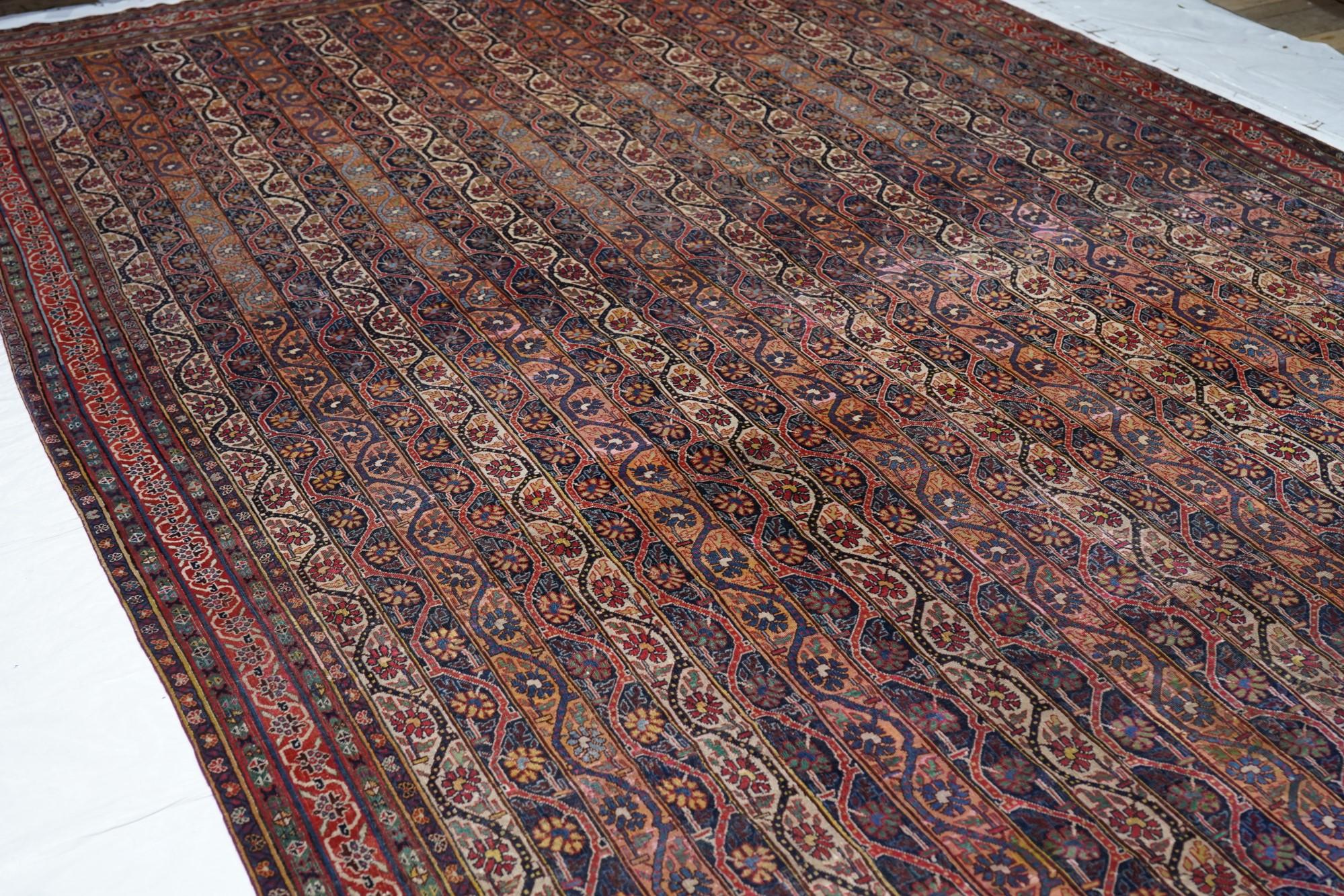 Fine Antique Persian Tribal Qashqi Rug For Sale 1