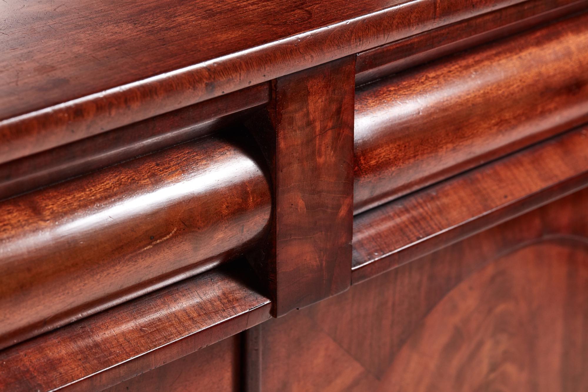 Fine Antique Regency Carved Mahogany Chiffonier In Excellent Condition In Suffolk, GB