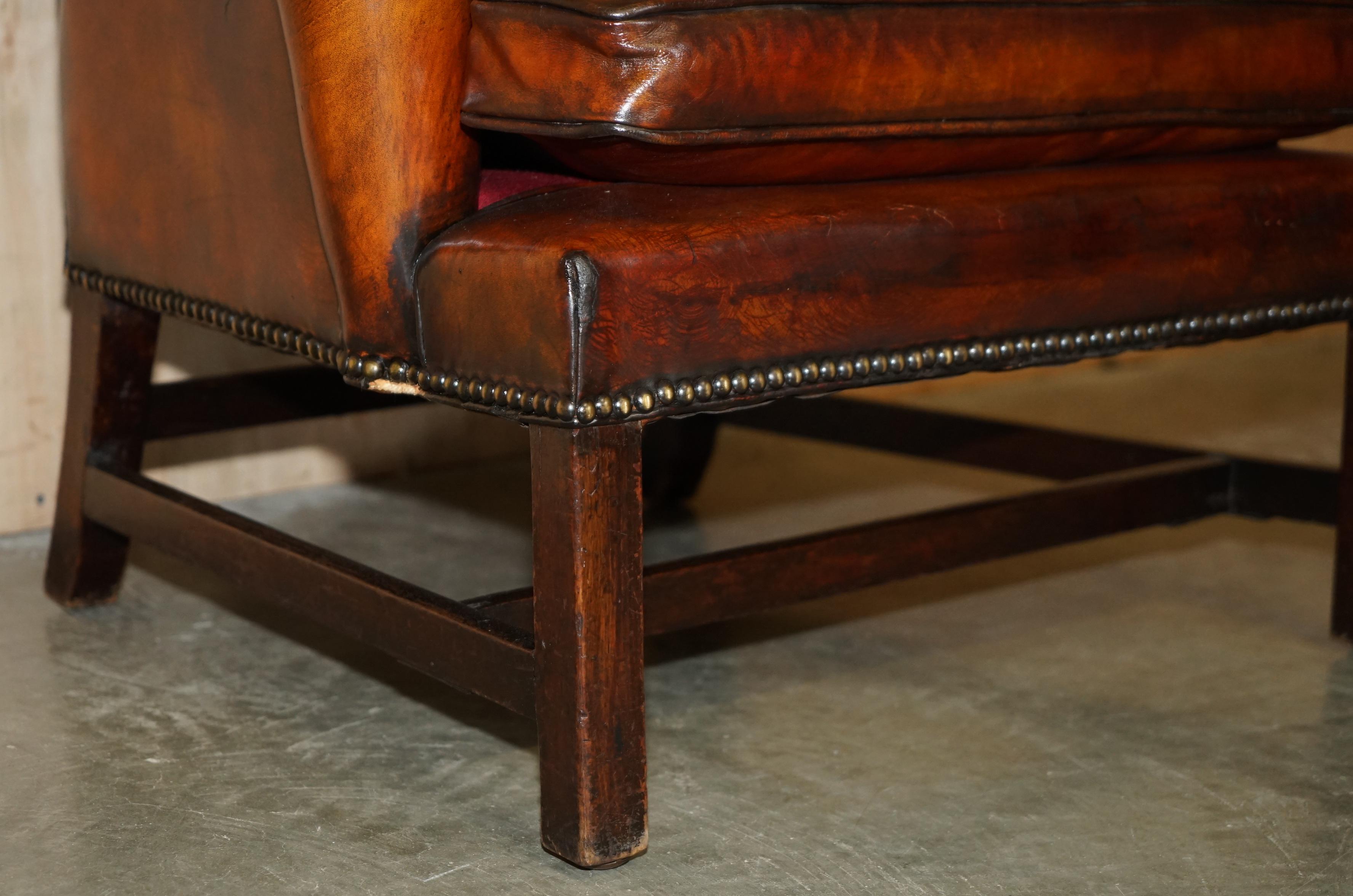 FiNE ANTIQUE RESTORED GEORGE III PERIOD CIR 1780 WINGBACK BROWN LEATHER ARMCHAIR im Angebot 3
