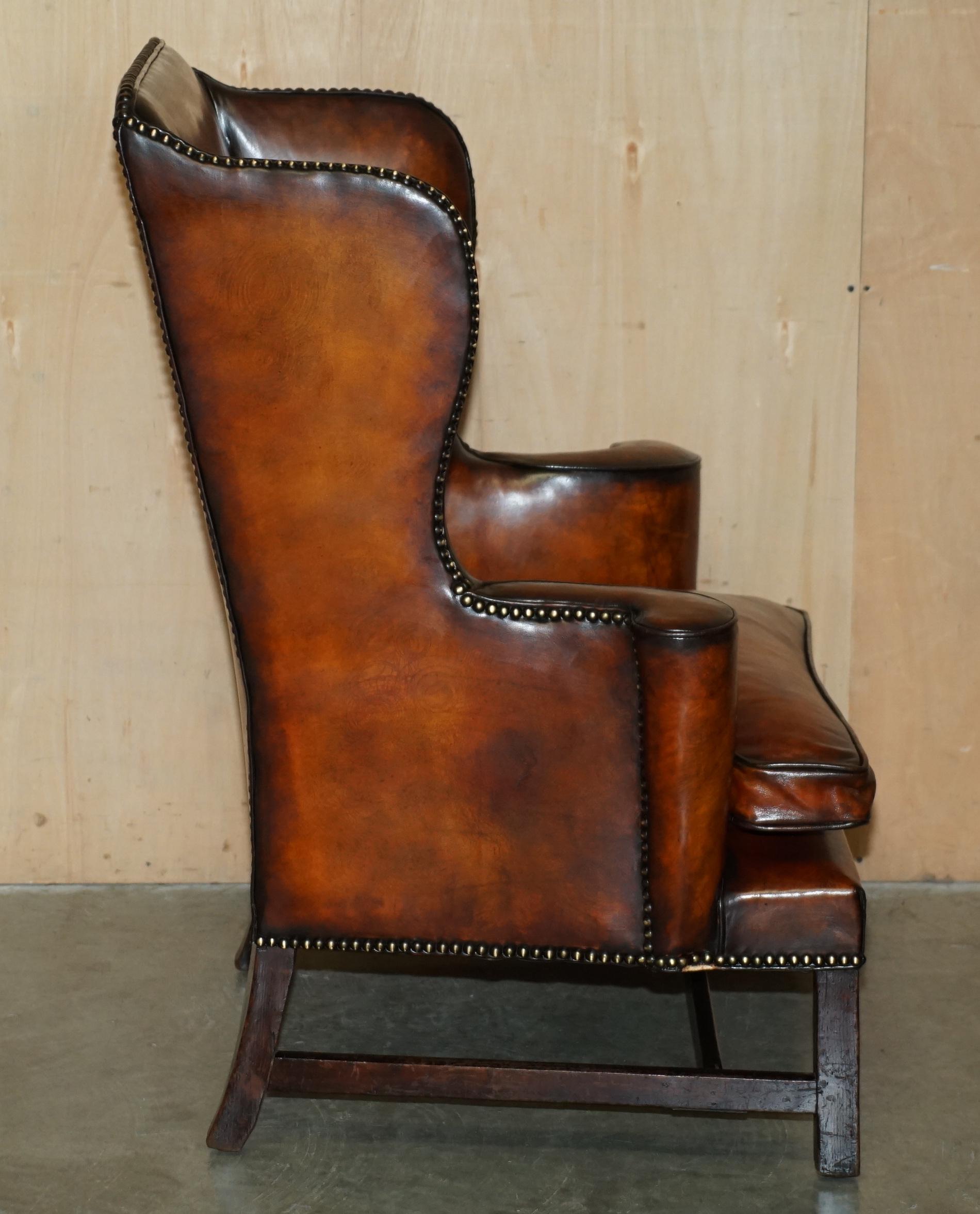 FiNE ANTIQUE RESTORED GEORGE III PERIOD CIR 1780 WINGBACK BROWN LEATHER ARMCHAIR im Angebot 4