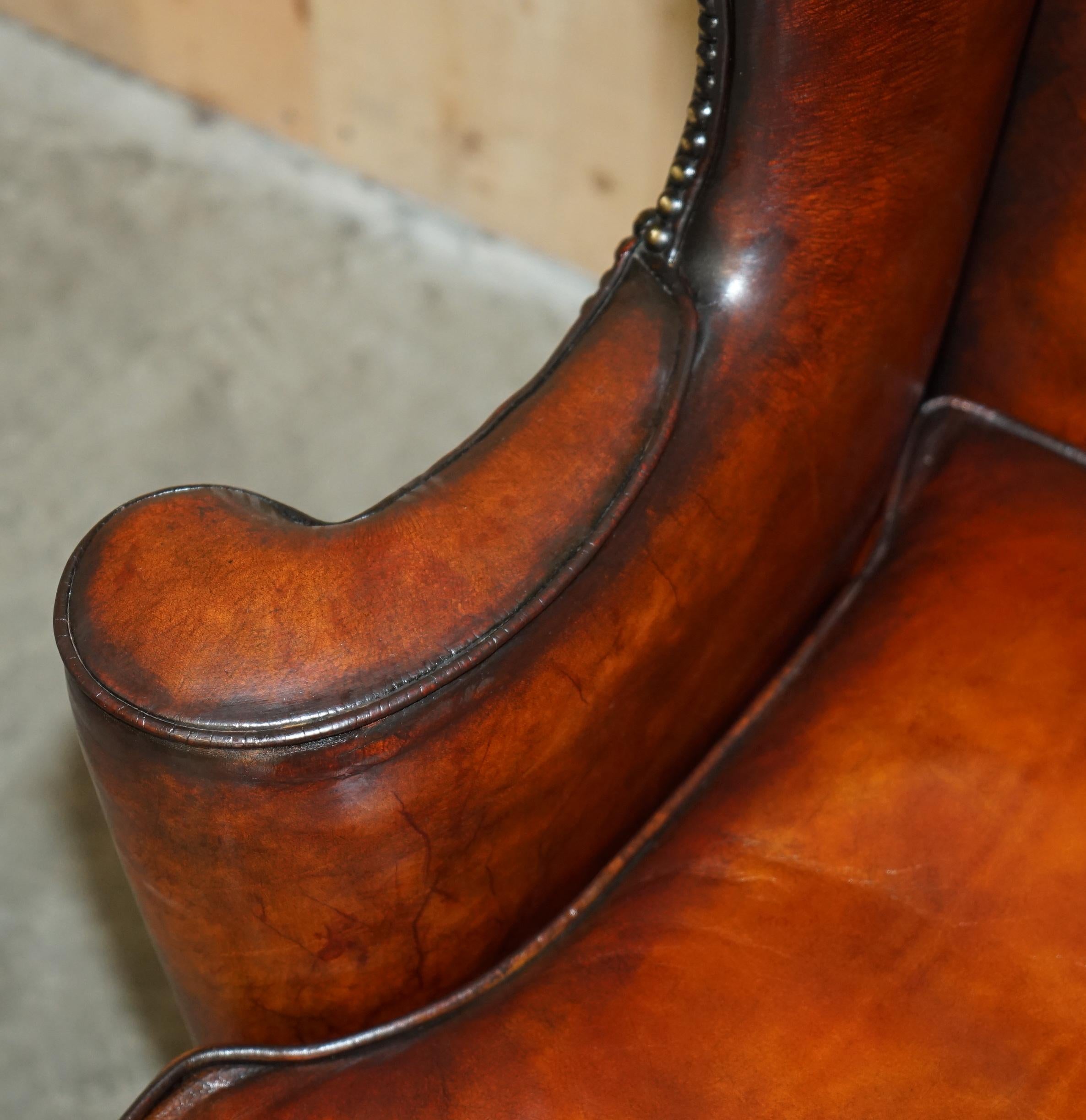 FiNE ANTIQUE RESTORED GEORGE III PERIOD CIR 1780 WINGBACK BROWN LEATHER ARMCHAIR im Zustand „Gut“ im Angebot in West Sussex, Pulborough