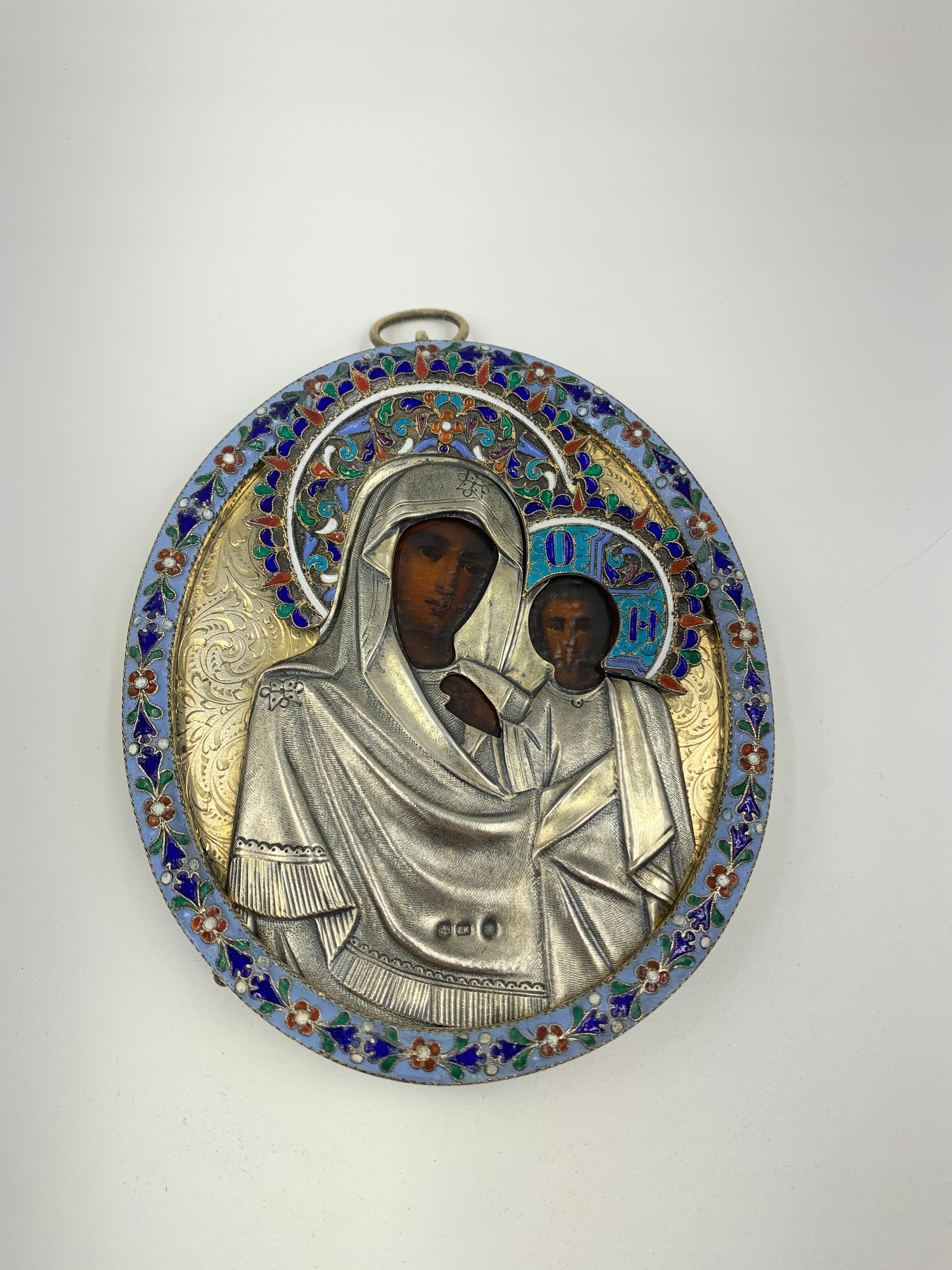Fine Antique Russian Vermeil Silver Enamel Pendant Icon of Kazan Mother of God  For Sale 1