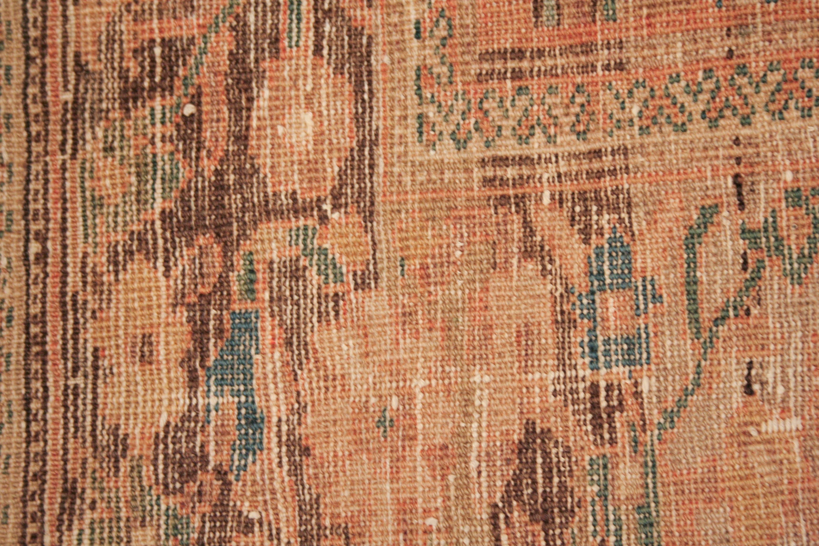 XIX secolo Raffinato tappeto antico Sarouk Farahan dai colori tenui in vendita