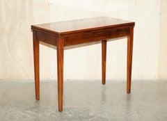 FINE ANTIQUE SHERATON BURR & BURL WALNUT CARD GAMES TABLE WITH SATINWOOD DETAiL