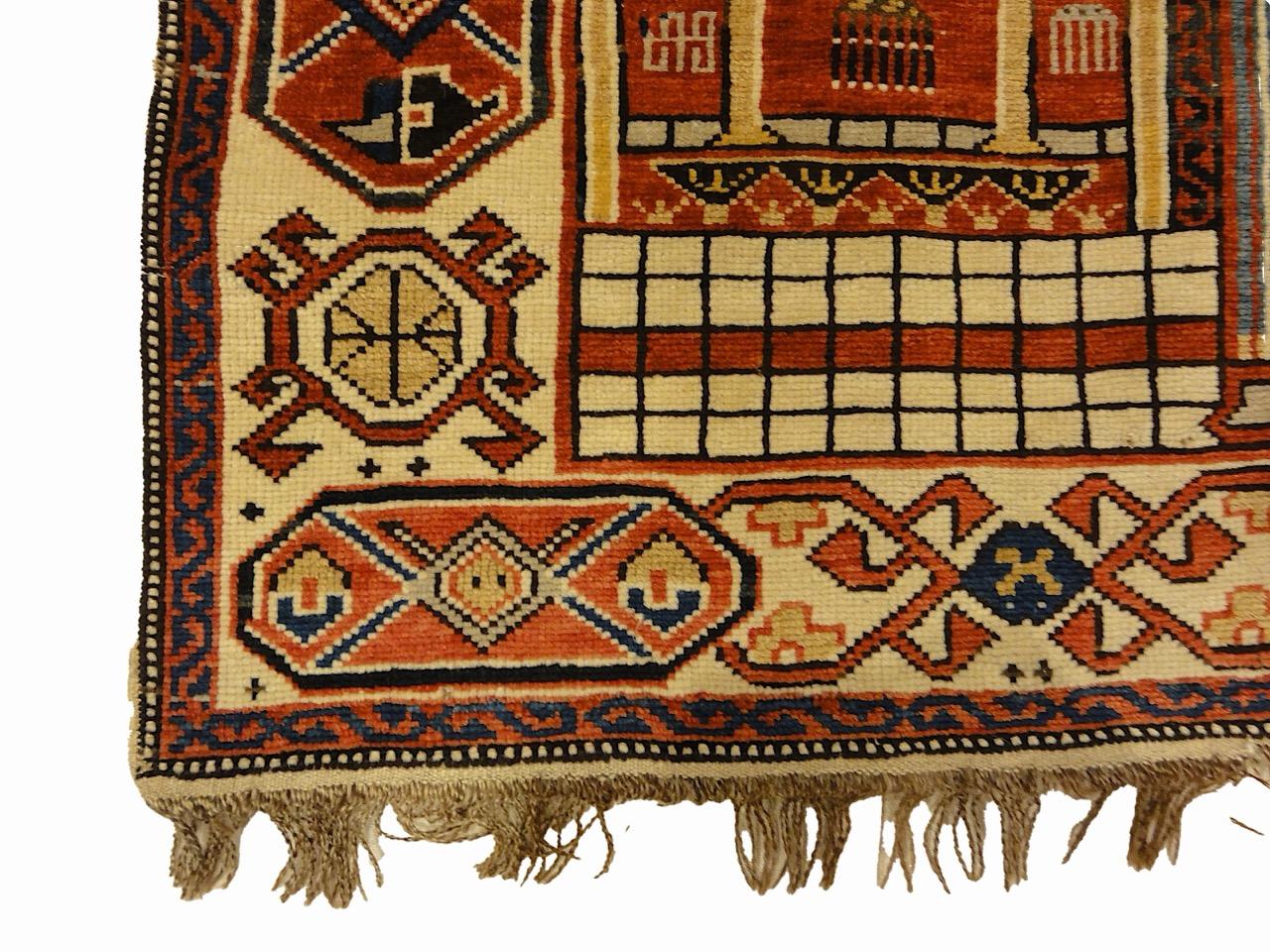 Tapis de méditation Shirvan ancien avec motif Aya Sofia, Circa 1880 Bon état - En vente à Santa Barbara, CA