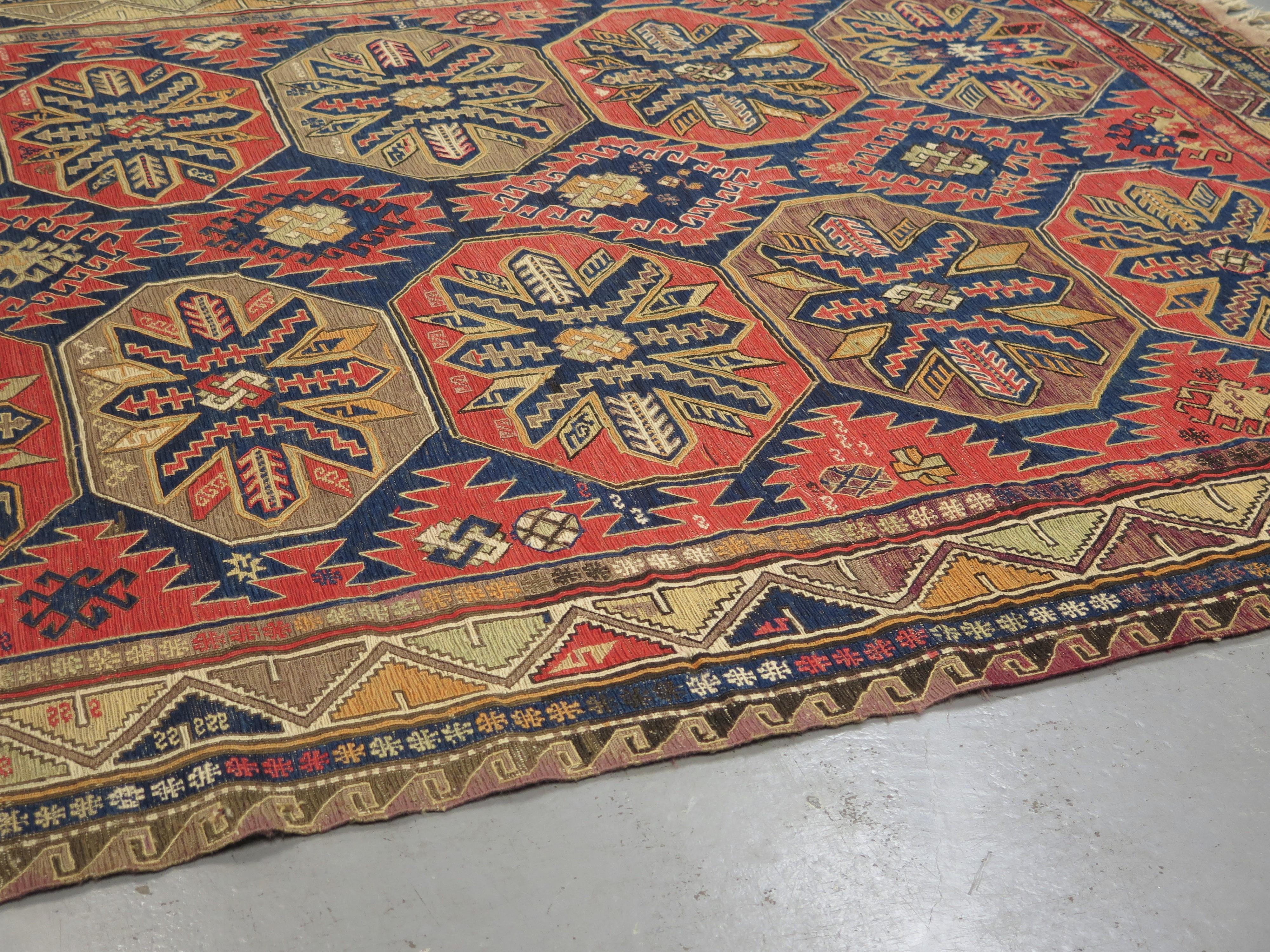 Azerbaijani Fine Antique Shirvan-Soumac Flatweave Carpet For Sale