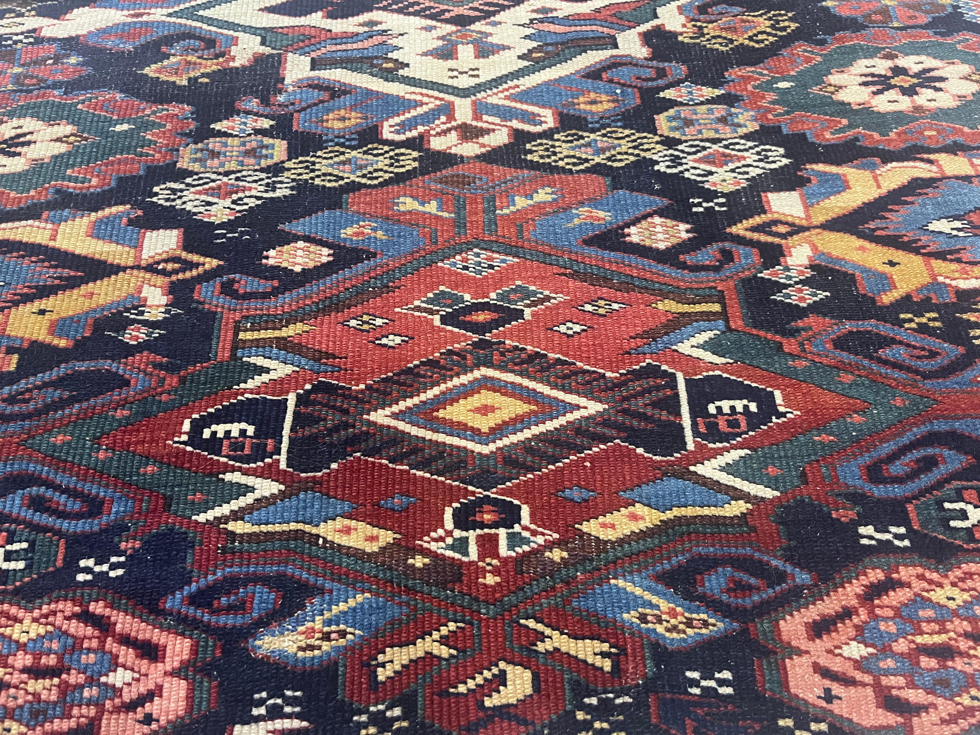Tapis Shirvan ancien de 3'6