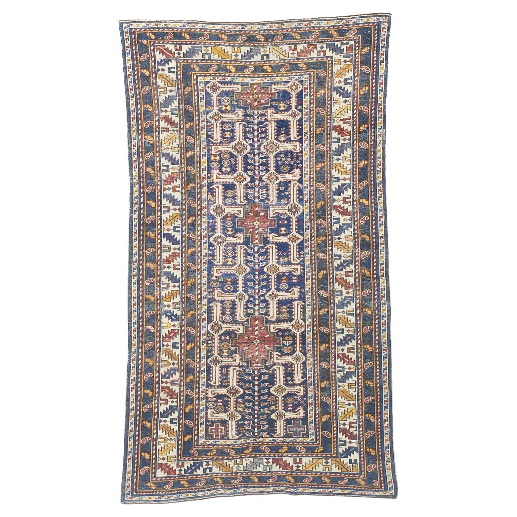 Tapis ancien en laine de Shirvan 3'8" x 6'10