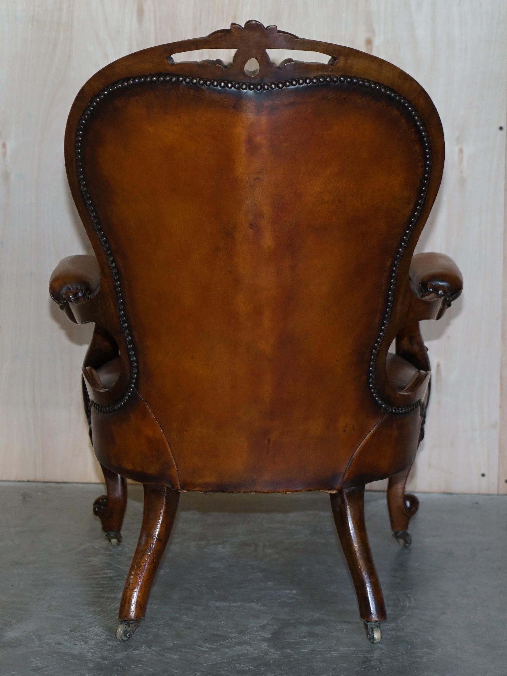 Fine Antique Show Framed Victorian Chesterfield Brown Leather Library Armchair For Sale 13
