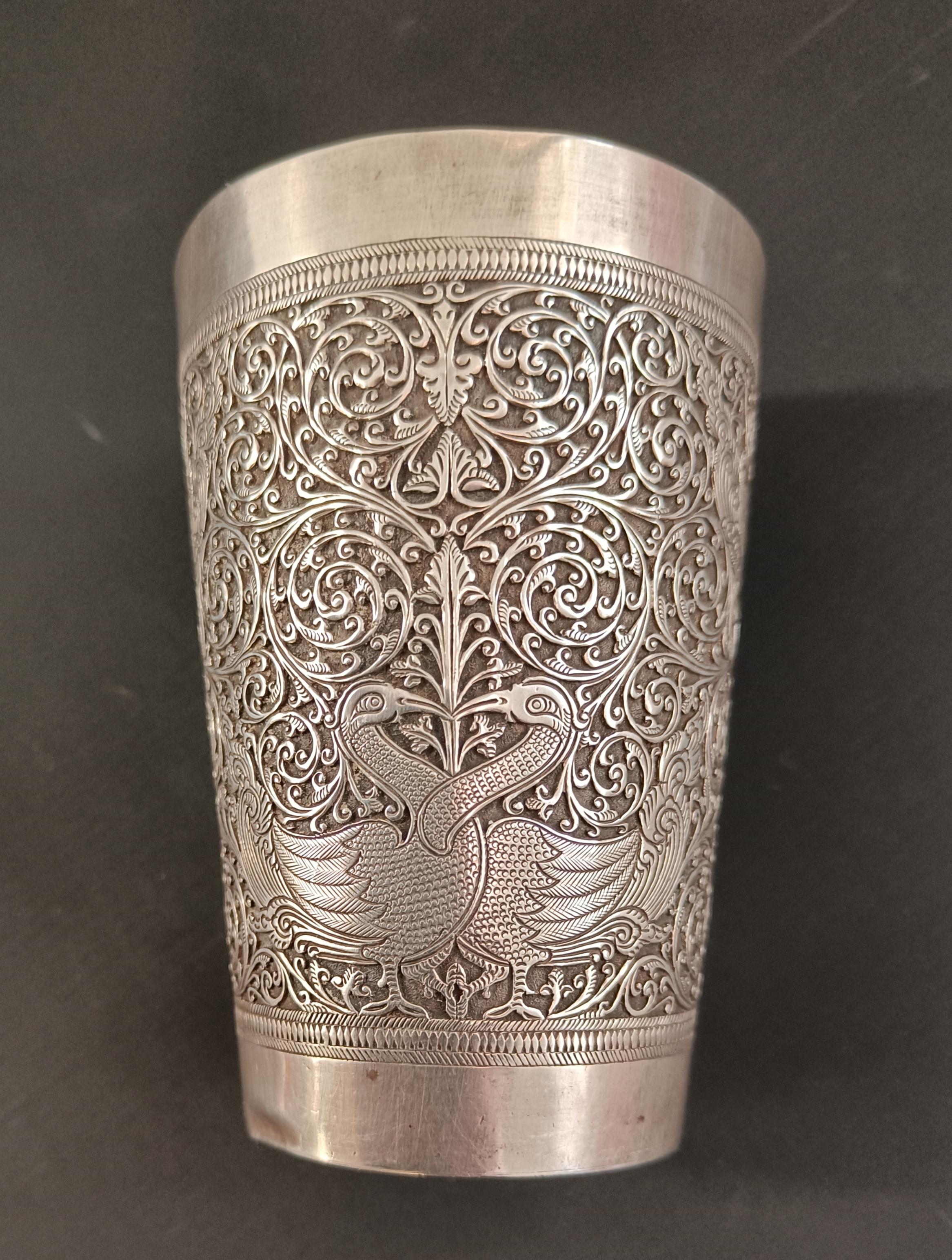 Antico bicchiere d'argento Kandyan, Sri Lanka (Ceylon), XIX secolo in vendita 1