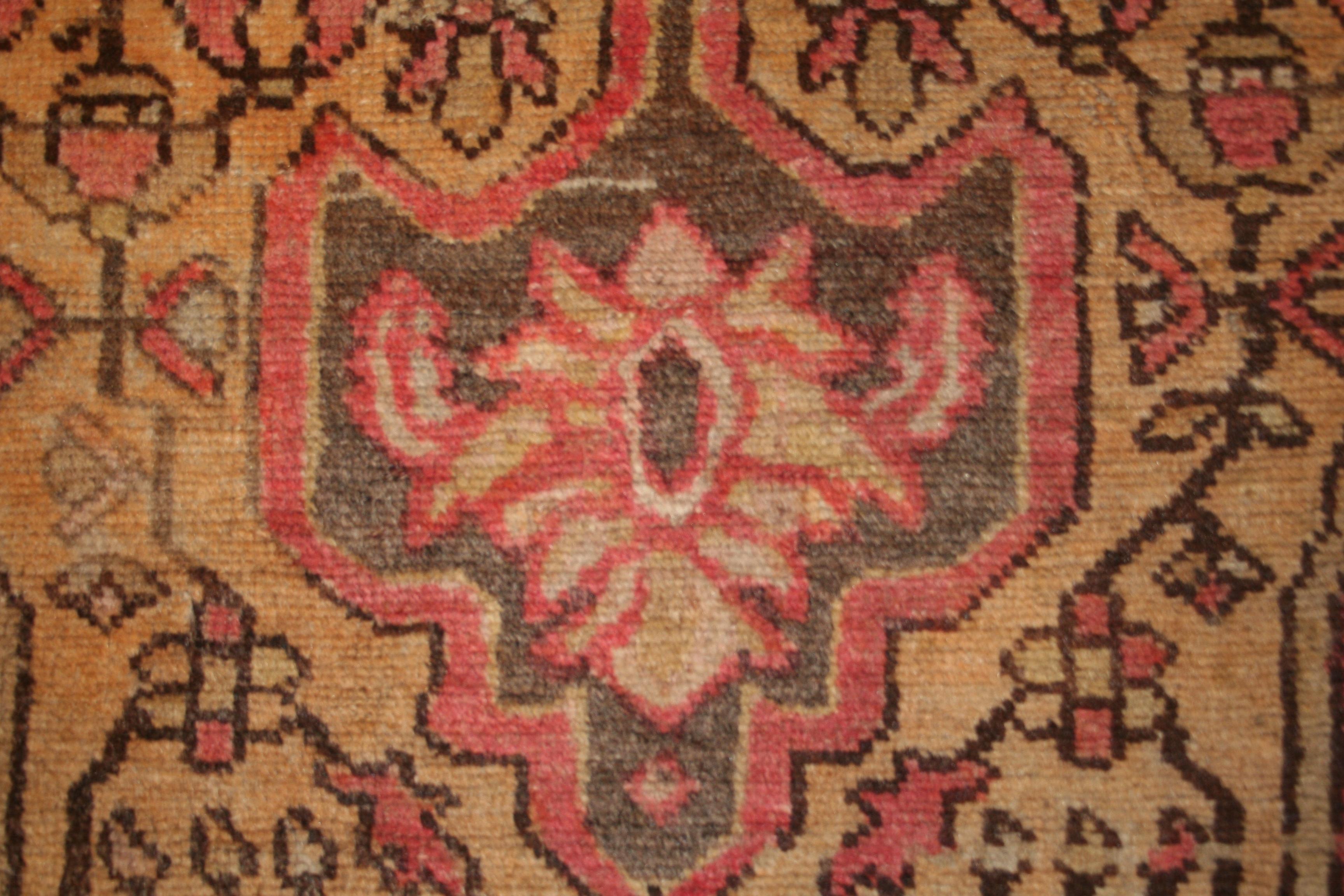Azerbaijani Fine Antique Soft Yellow and Salmon Pink Scatter Rug For Sale